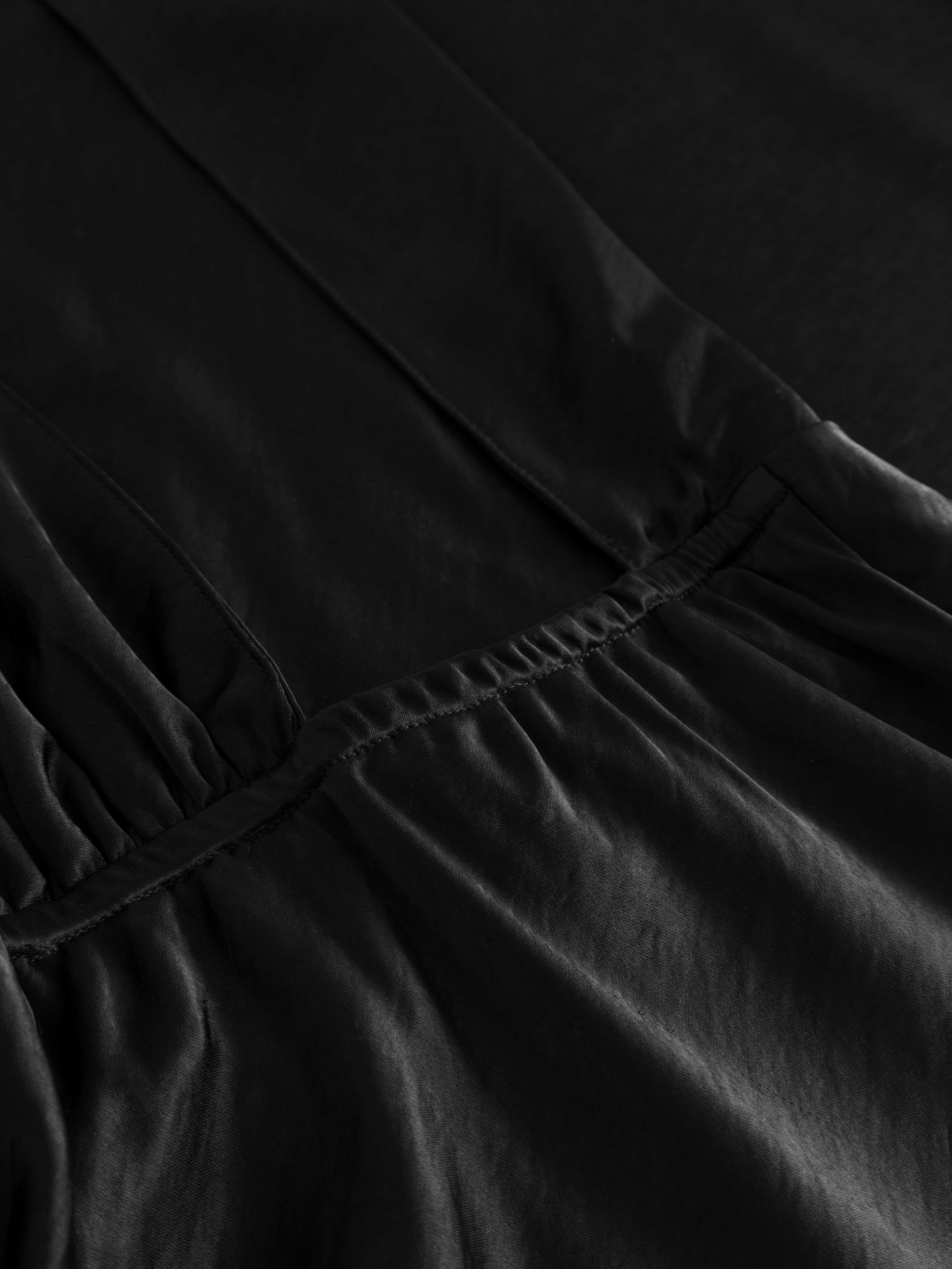 Lanika Dress - Black, från Noella, i färgen black. Klicka för att öppna bilden i stort format