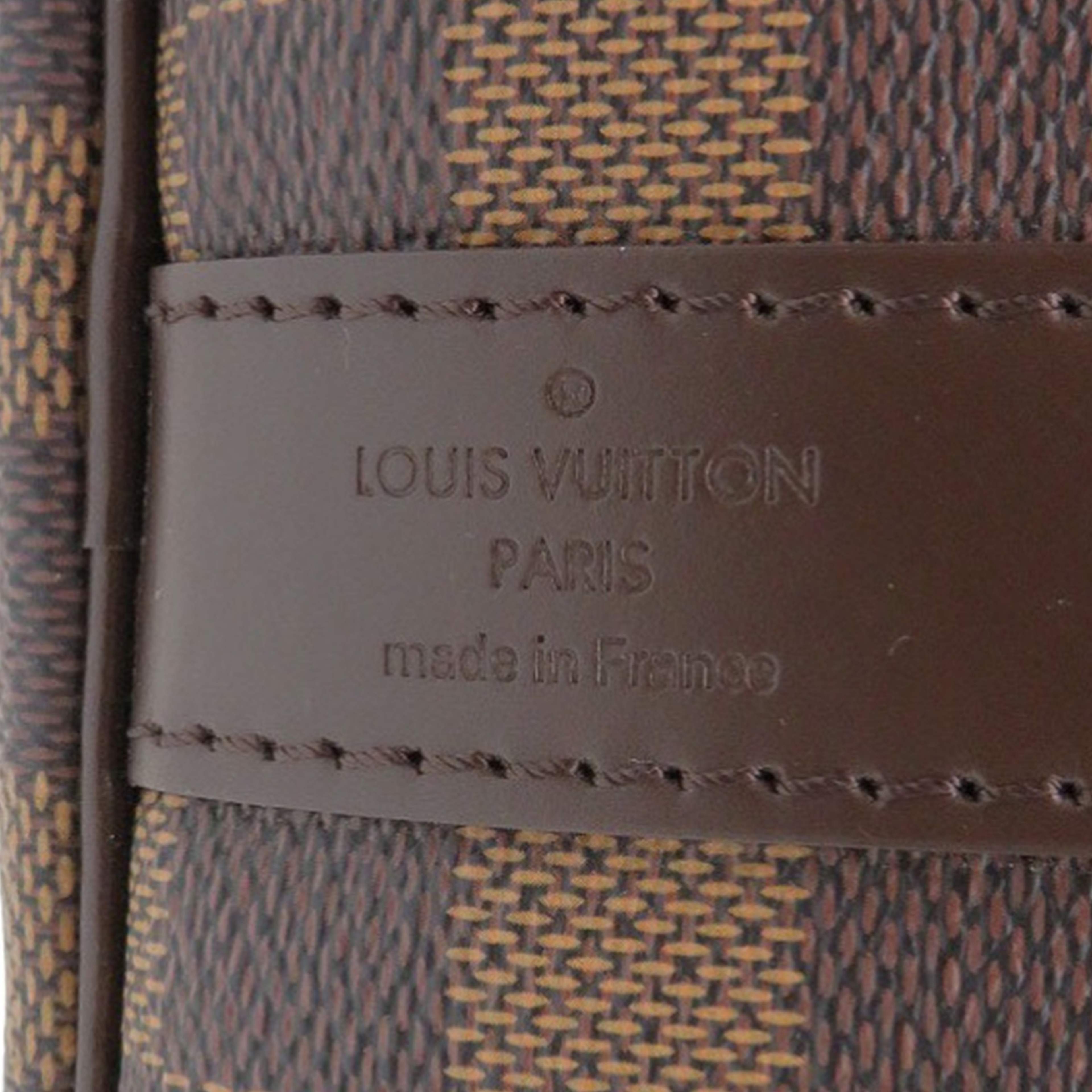 Louis Vuitton Damier Ebene Keepall Bandouliere 45, från Luxclusif, i färgen brun. Klicka för att öppna bilden i stort format