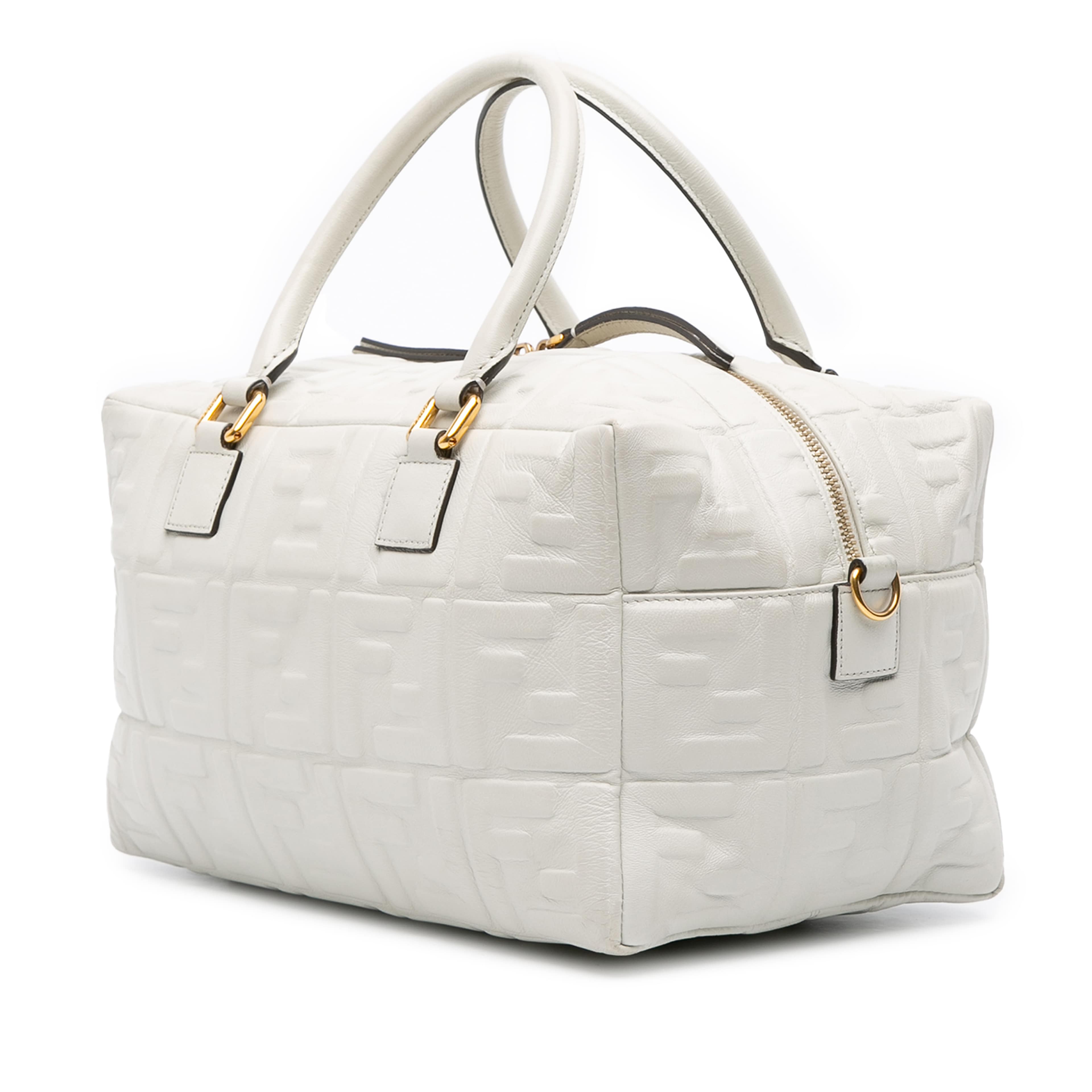 Fendi Zucca Embossed Nappa Ff 1974 Bauletto Piccolo Bag, från Luxclusif, i färgen white. Klicka för att öppna bilden i stort format