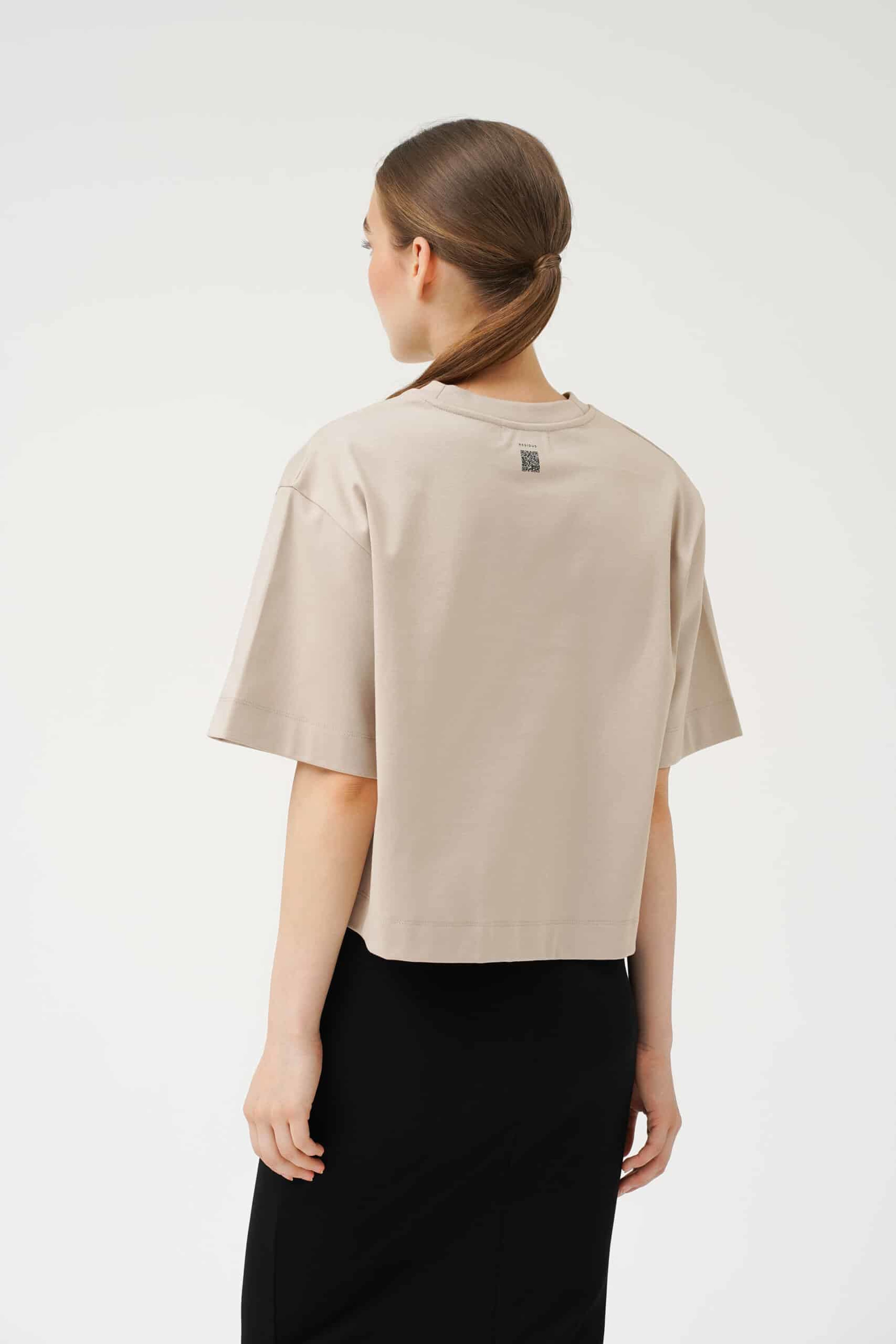 Mia Tee - Ceramic, från Residus, i färgen beige. Klicka för att öppna bilden i stort format