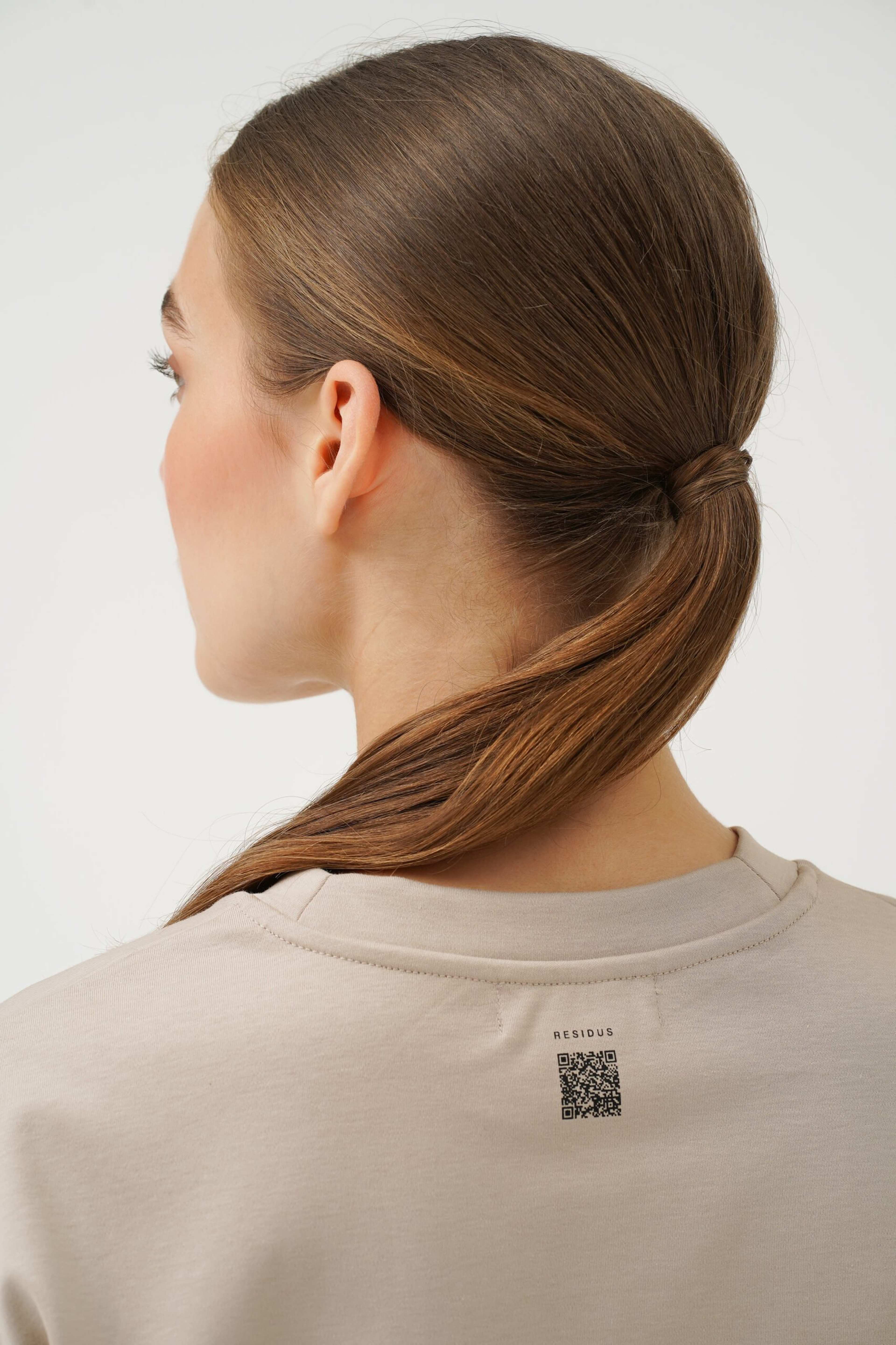 Mia Tee - Ceramic, från Residus, i färgen beige. Klicka för att öppna bilden i stort format