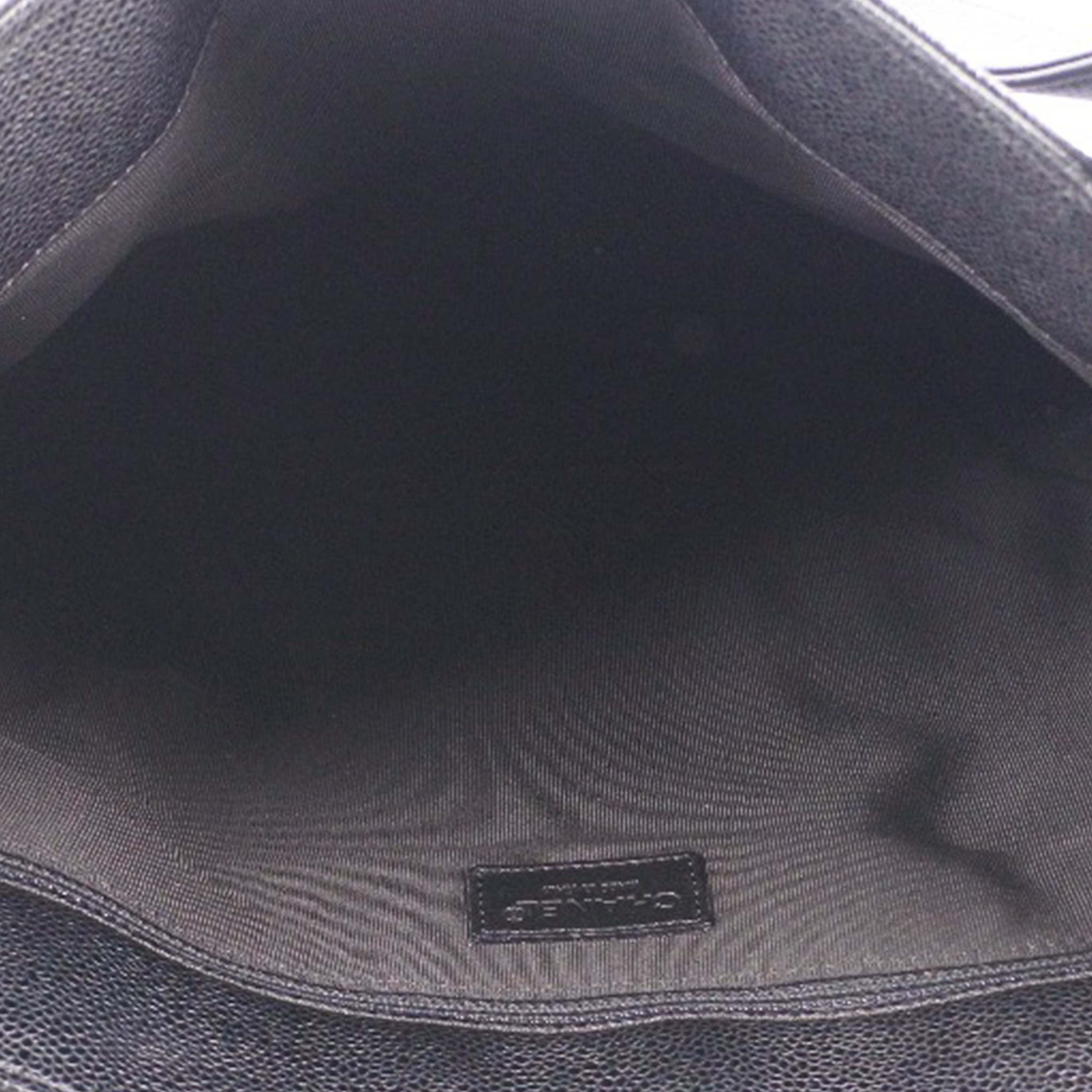 Chanel Cc Caviar Tote, från Luxclusif, i färgen black. Klicka för att öppna bilden i stort format