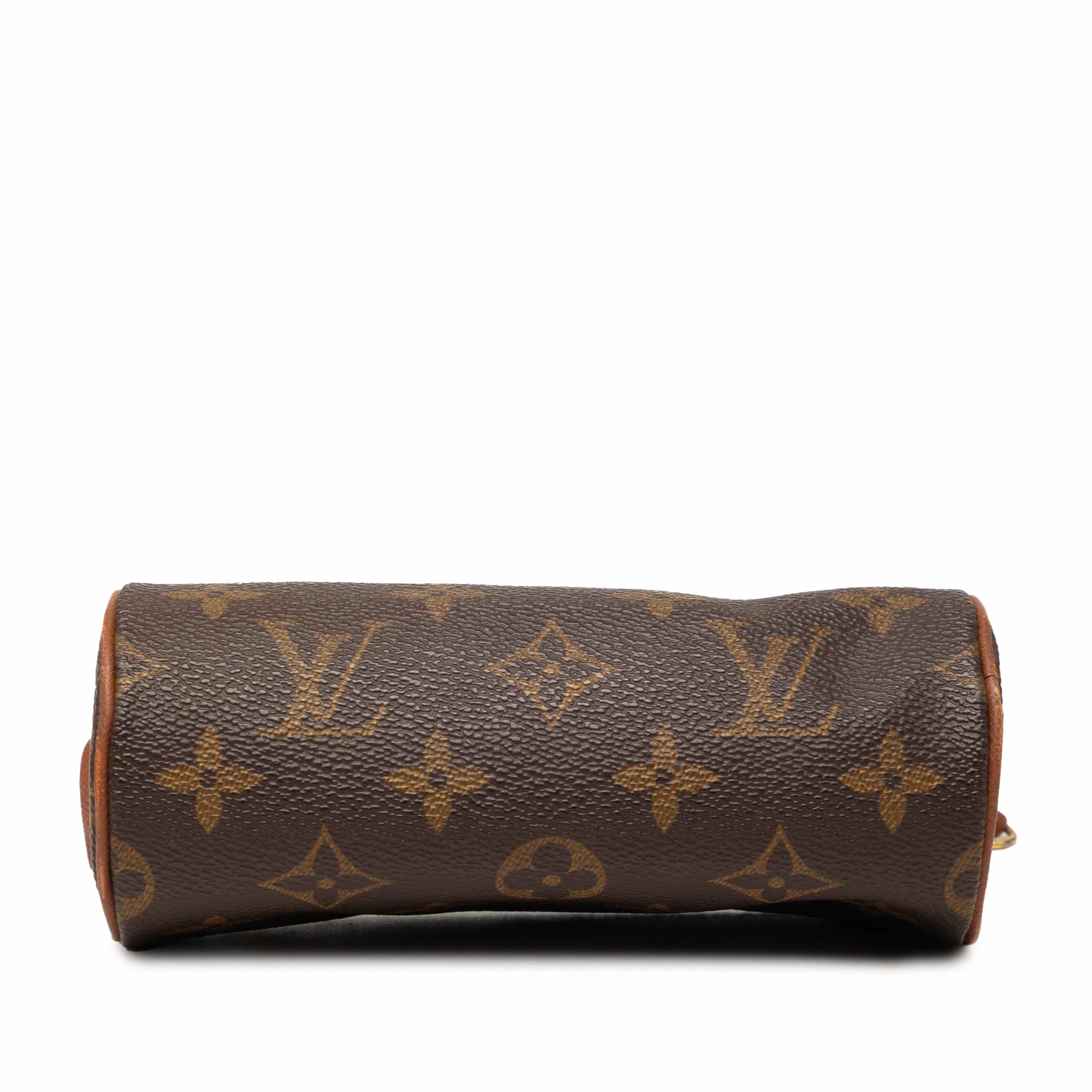 Louis Vuitton Monogram Papillon Pochette, från Luxclusif, i färgen brun. Klicka för att öppna bilden i stort format