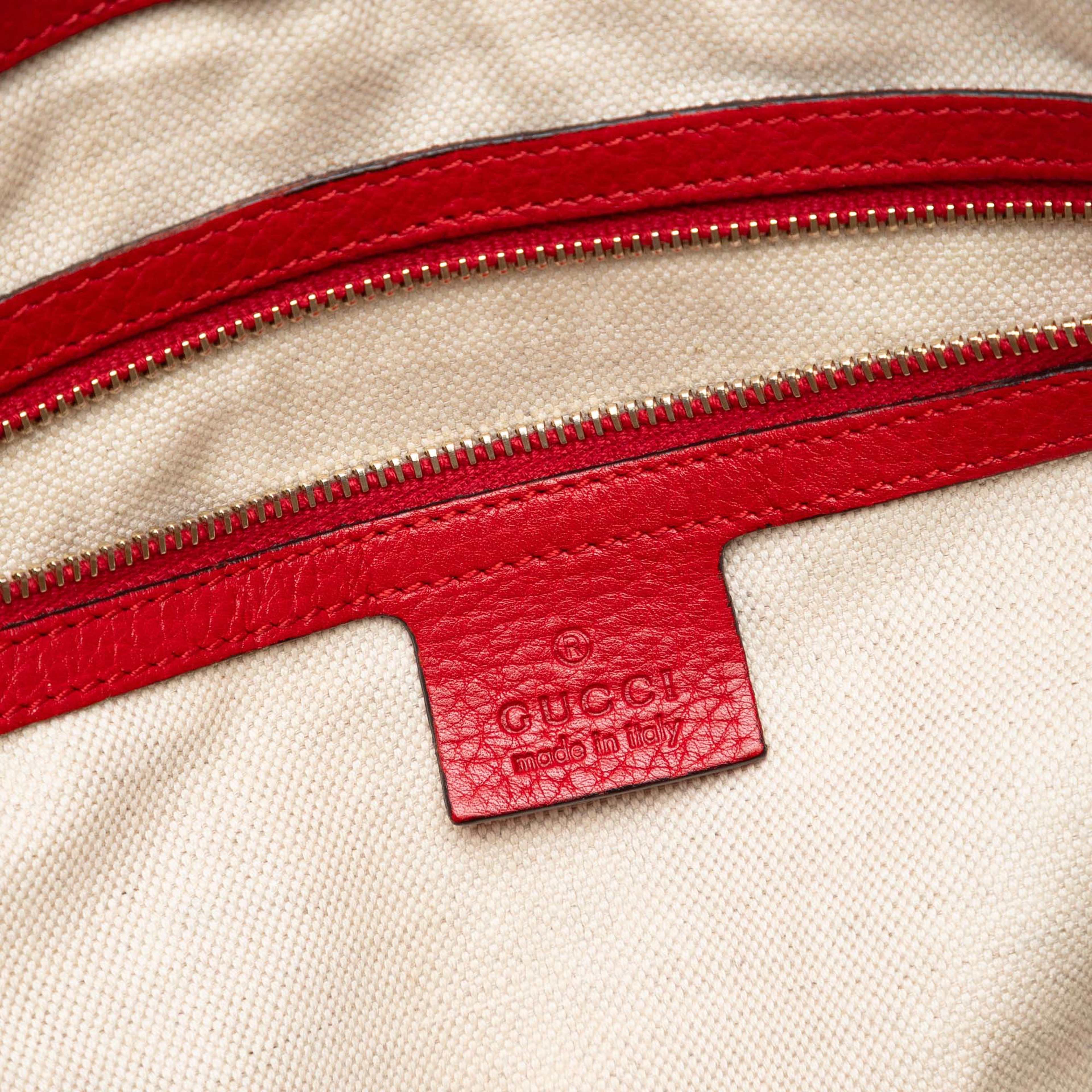 Gucci Calfskin Bella Satchel, från Luxclusif, i färgen red. Klicka för att öppna bilden i stort format