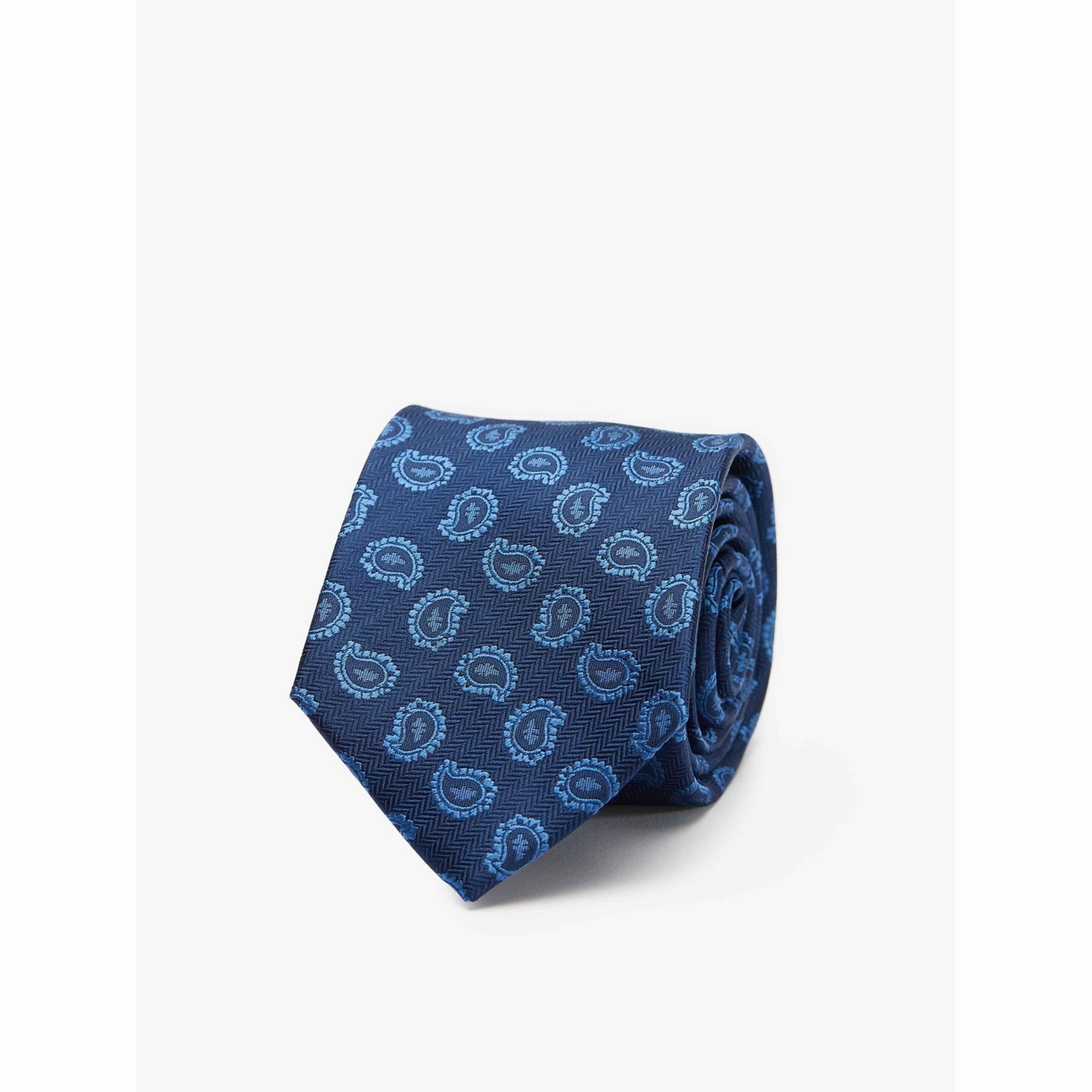 Tie Paisley, från John Henric, i färgen blue. Klicka för att öppna bilden i stort format