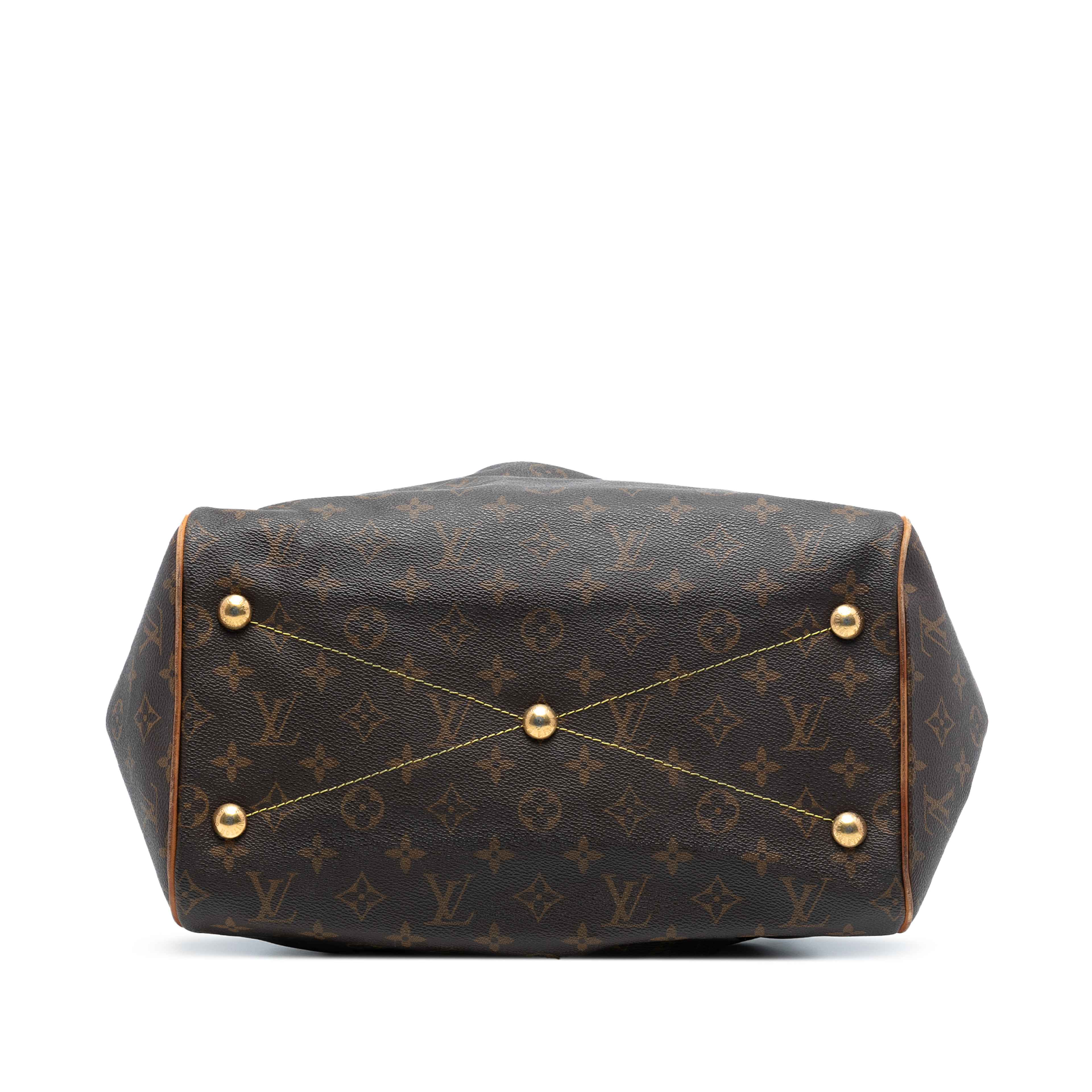 Louis Vuitton Monogram Tivoli Gm, från Luxclusif, i färgen brown. Klicka för att öppna bilden i stort format