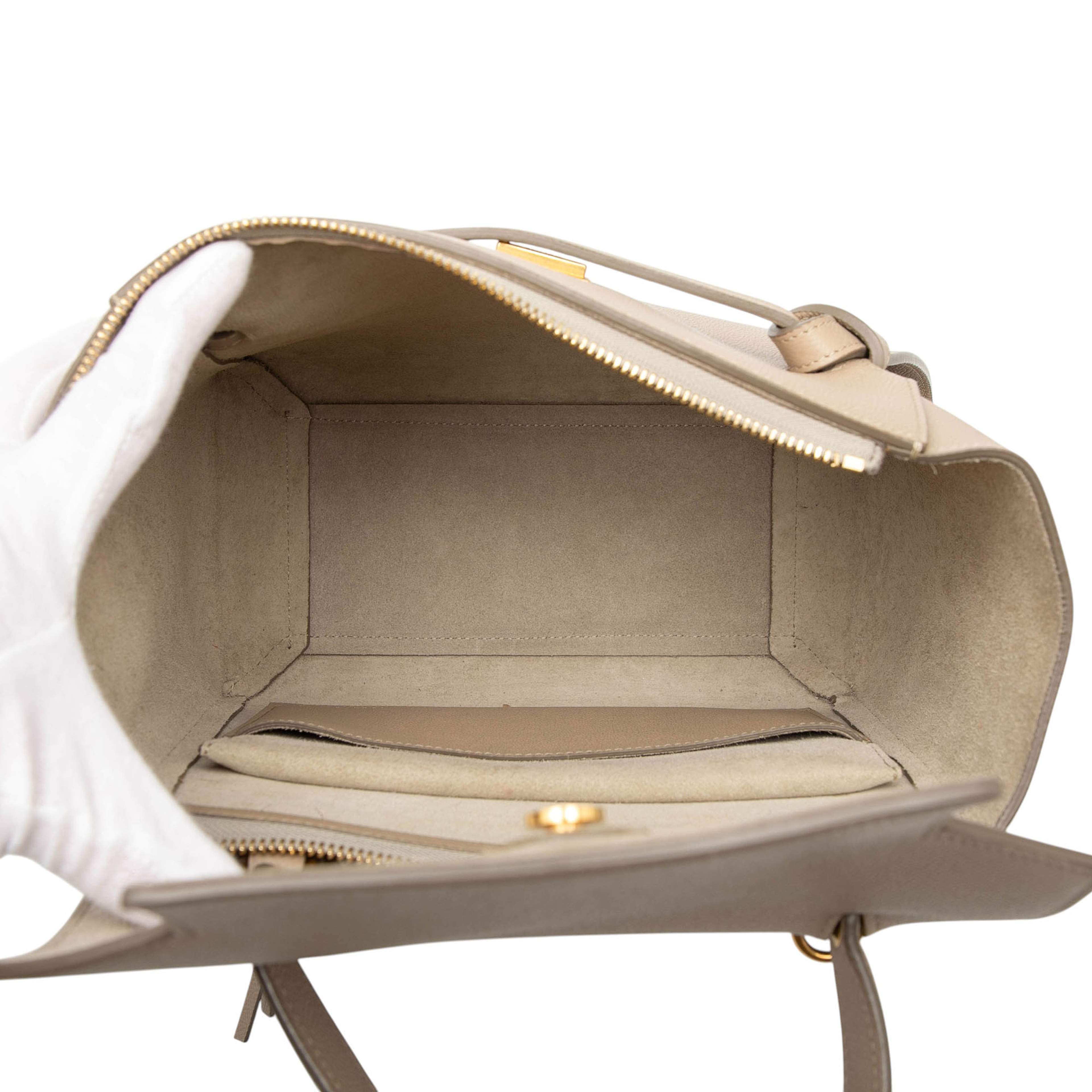Celine Micro Grained Calfskin Belt Bag, från Luxclusif, i färgen beige. Klicka för att öppna bilden i stort format