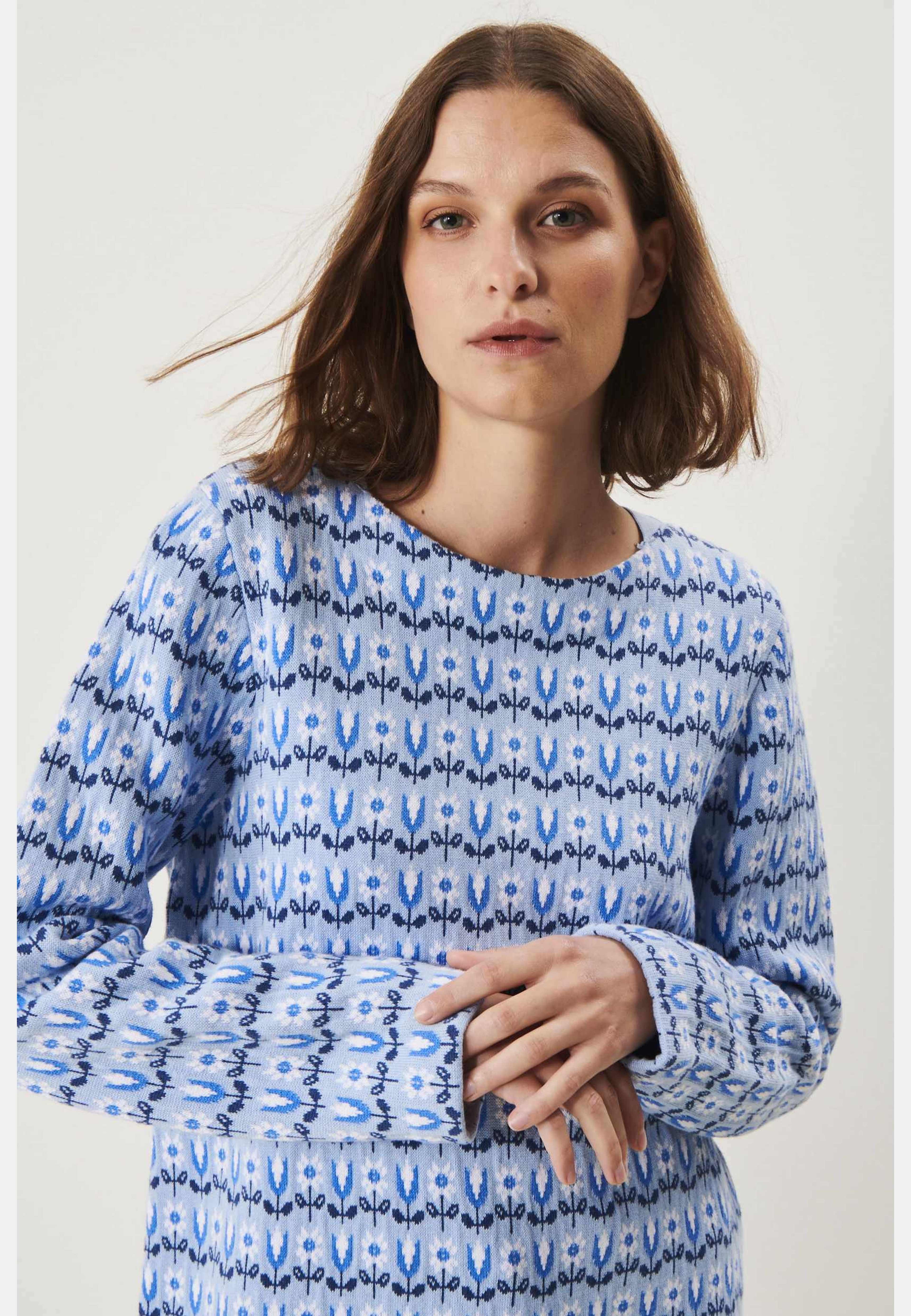 Tulipe Jumper, från Jumperfabriken, i färgen blue. Klicka för att öppna bilden i stort format