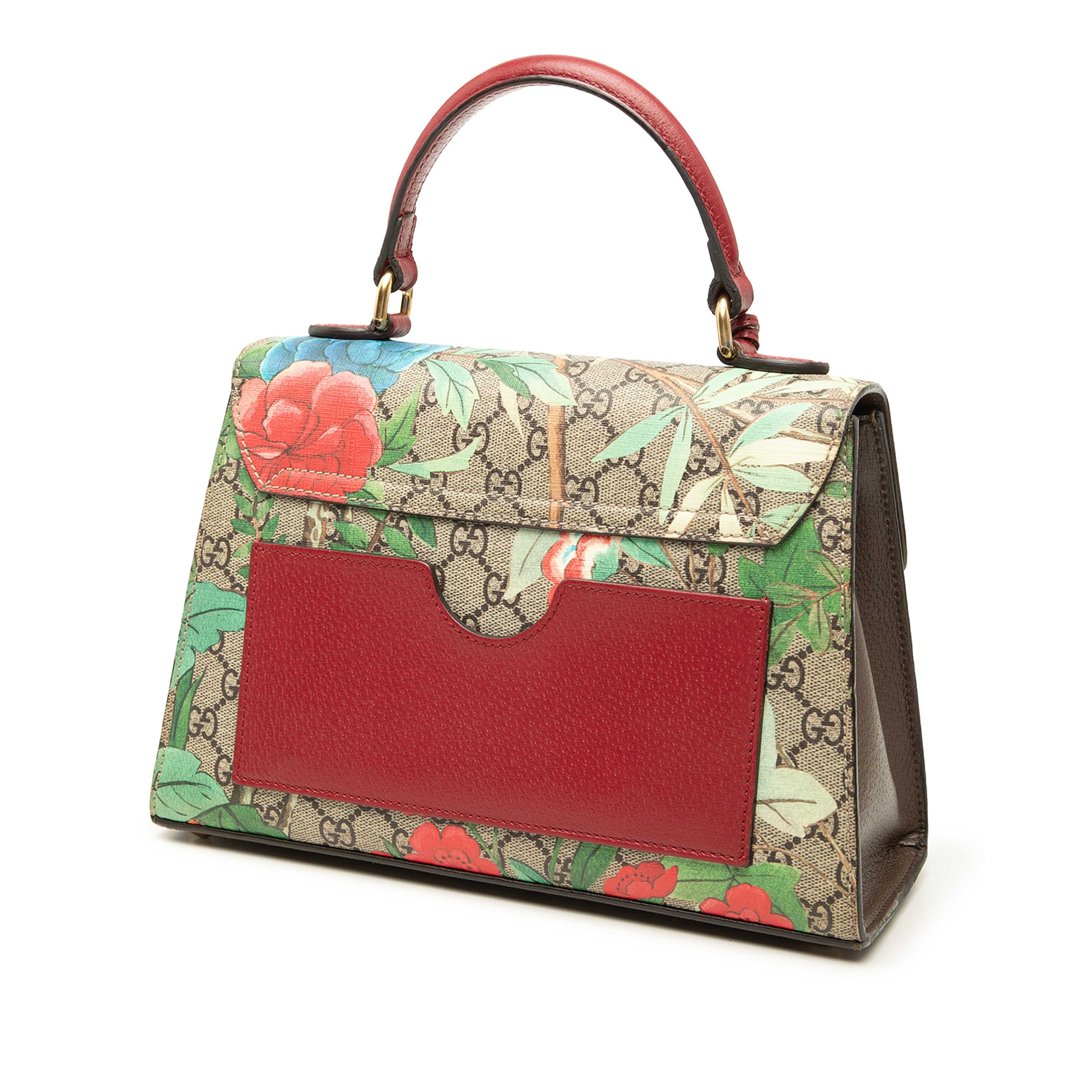 Gucci Small Gg Supreme Tian Padlock Satchel, från Luxclusif, i färgen beige. Klicka för att öppna bilden i stort format