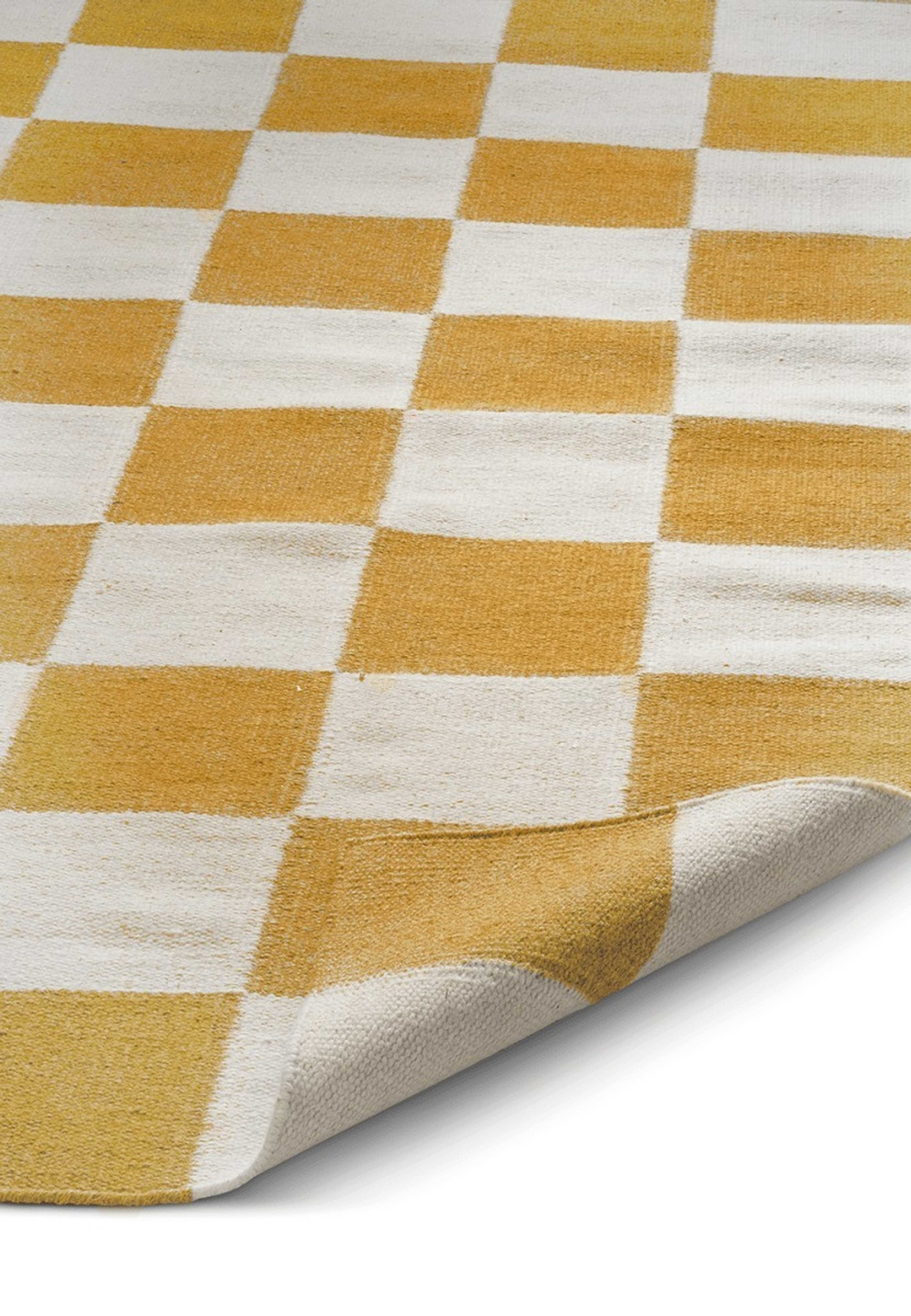 Gångmatta Square 80x200cm, från Classic Collection, i färgen vit/gul. Klicka för att öppna bilden i stort format