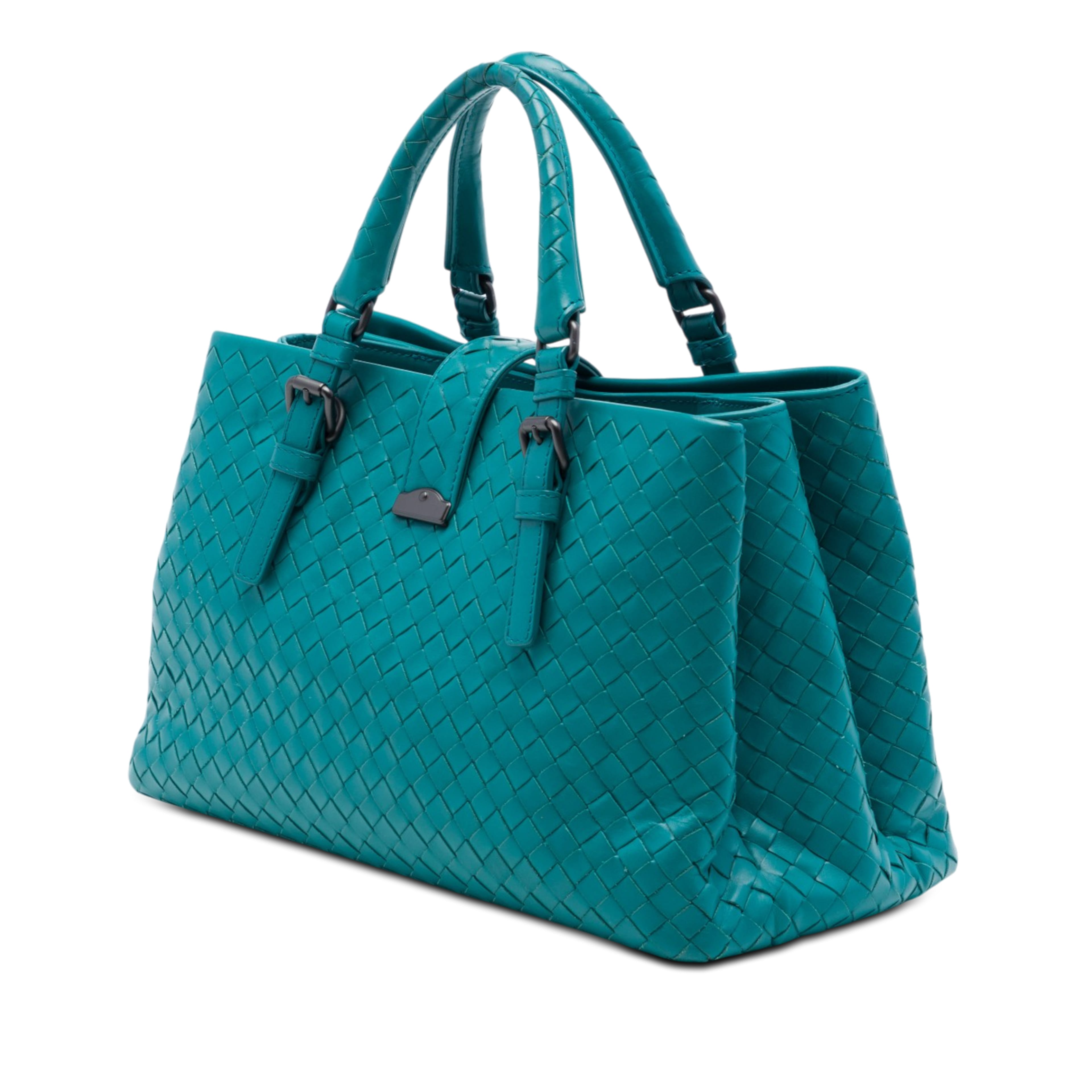 Bottega Veneta Small Nappa Intrecciato Roma Satchel, från Luxclusif, i färgen blå. Klicka för att öppna bilden i stort format