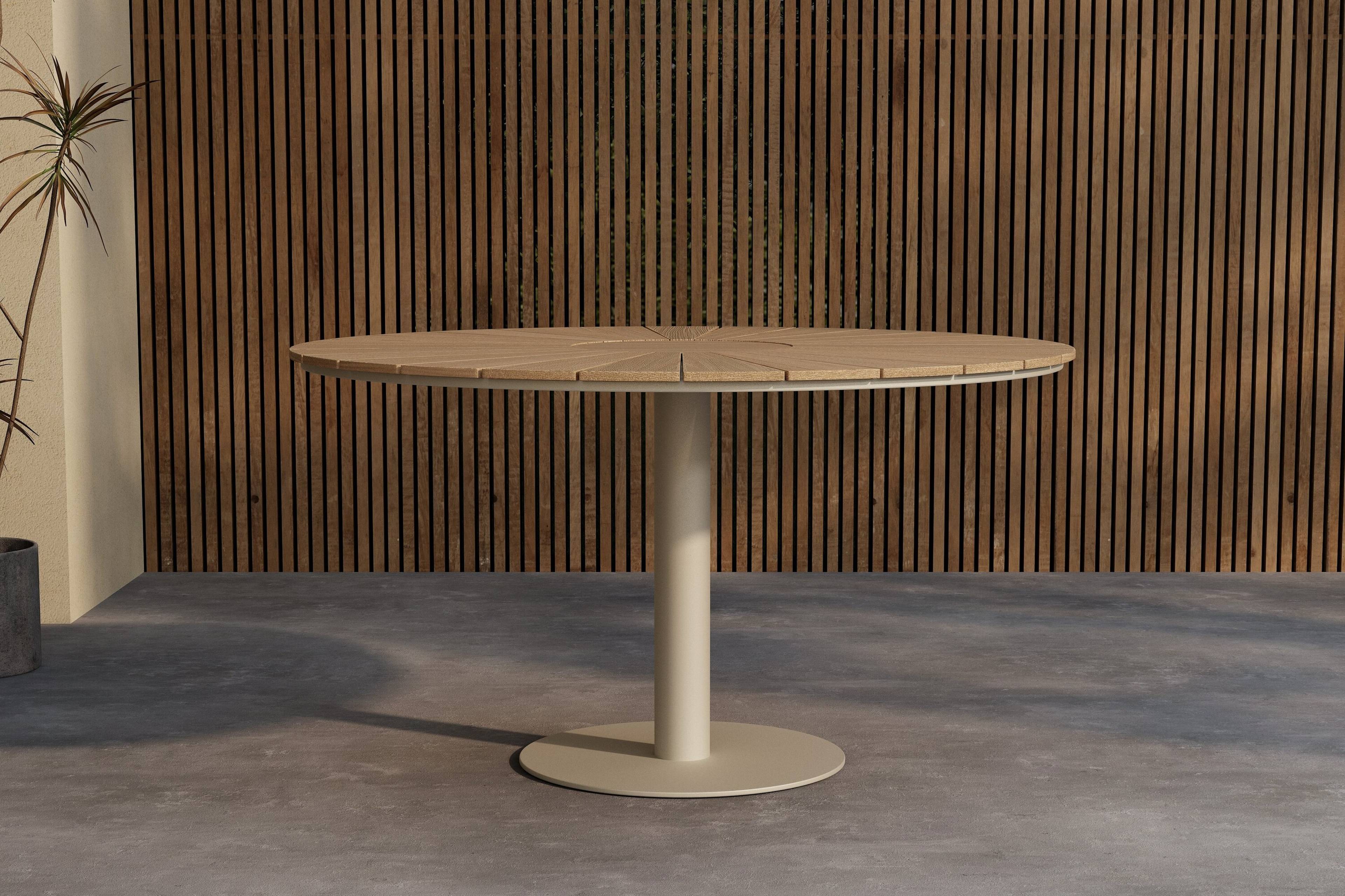 Croft Rund Matbord, från Venture Home, i färgen beige,nature. Klicka för att öppna bilden i stort format