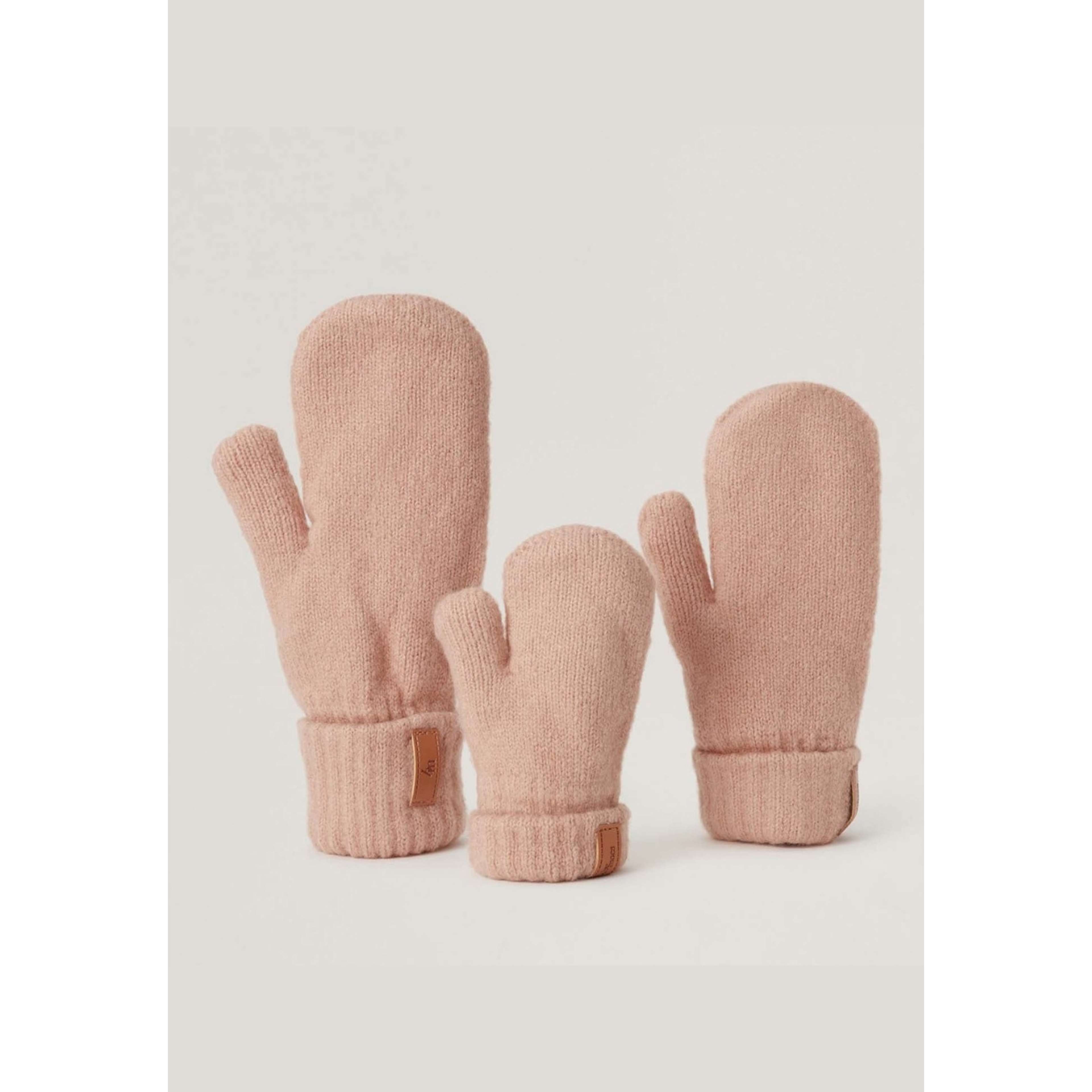 Mittens - Vuxen, från BabyMocs, i färgen pink.