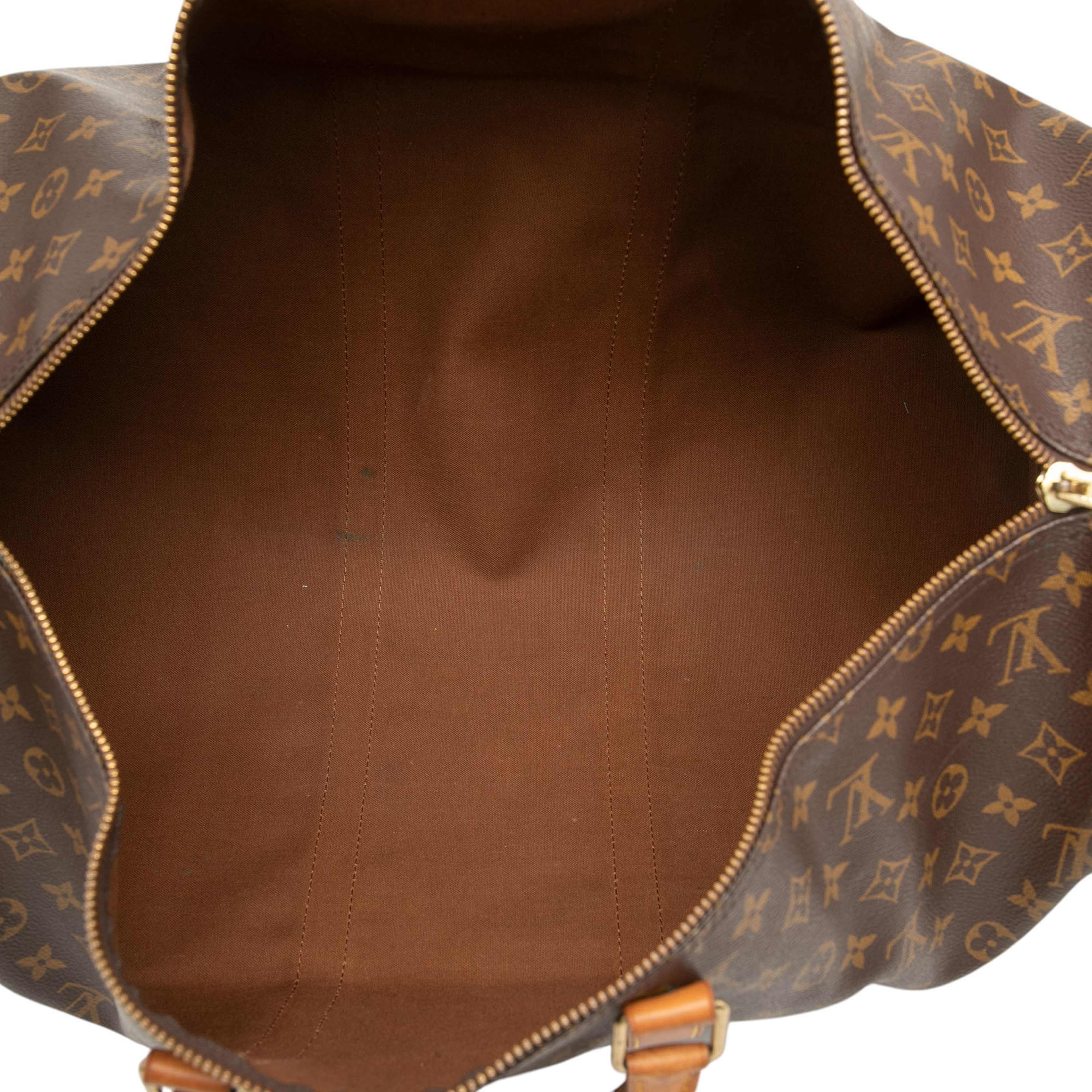 Louis Vuitton Monogram Keepall Bandouliere 55, från Luxclusif, i färgen brown. Klicka för att öppna bilden i stort format
