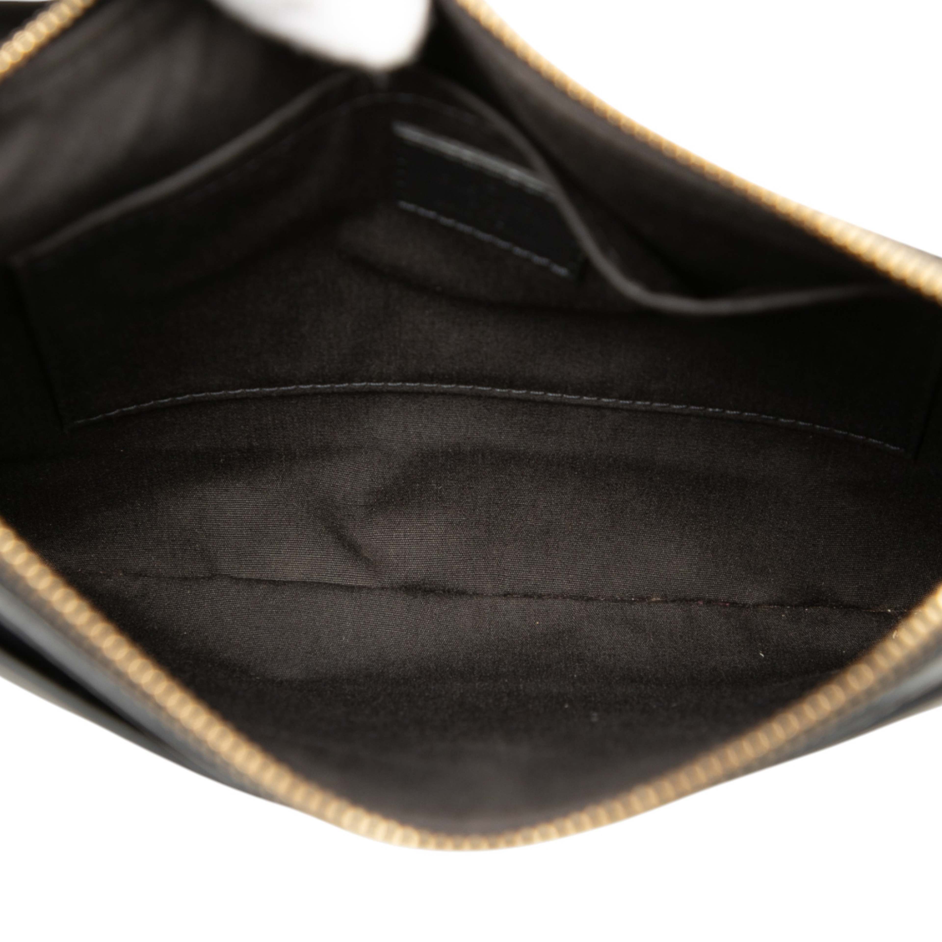 Louis Vuitton Epi Matsy, från Luxclusif, i färgen black. Klicka för att öppna bilden i stort format