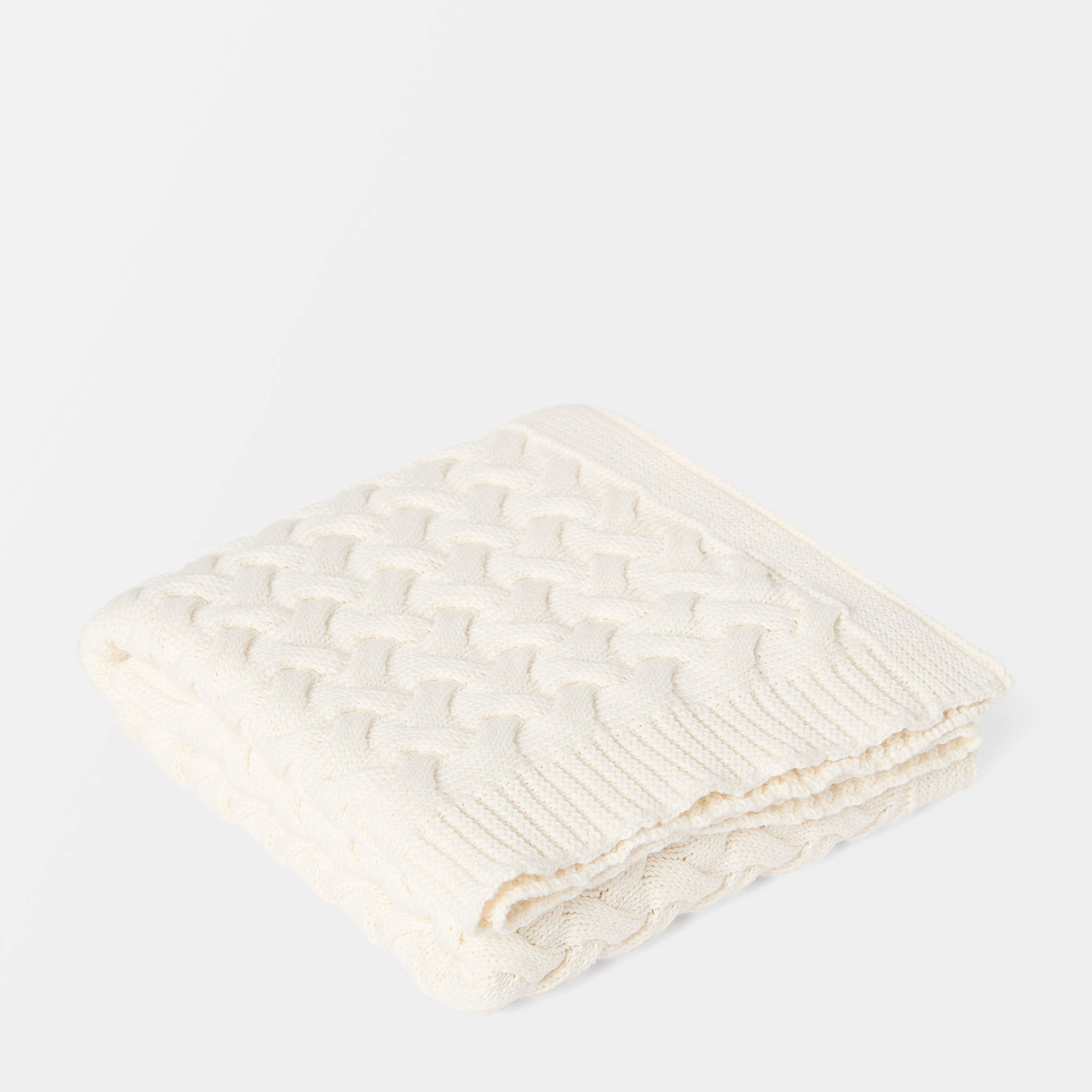 Kabelstickad babyfilt SIGRID