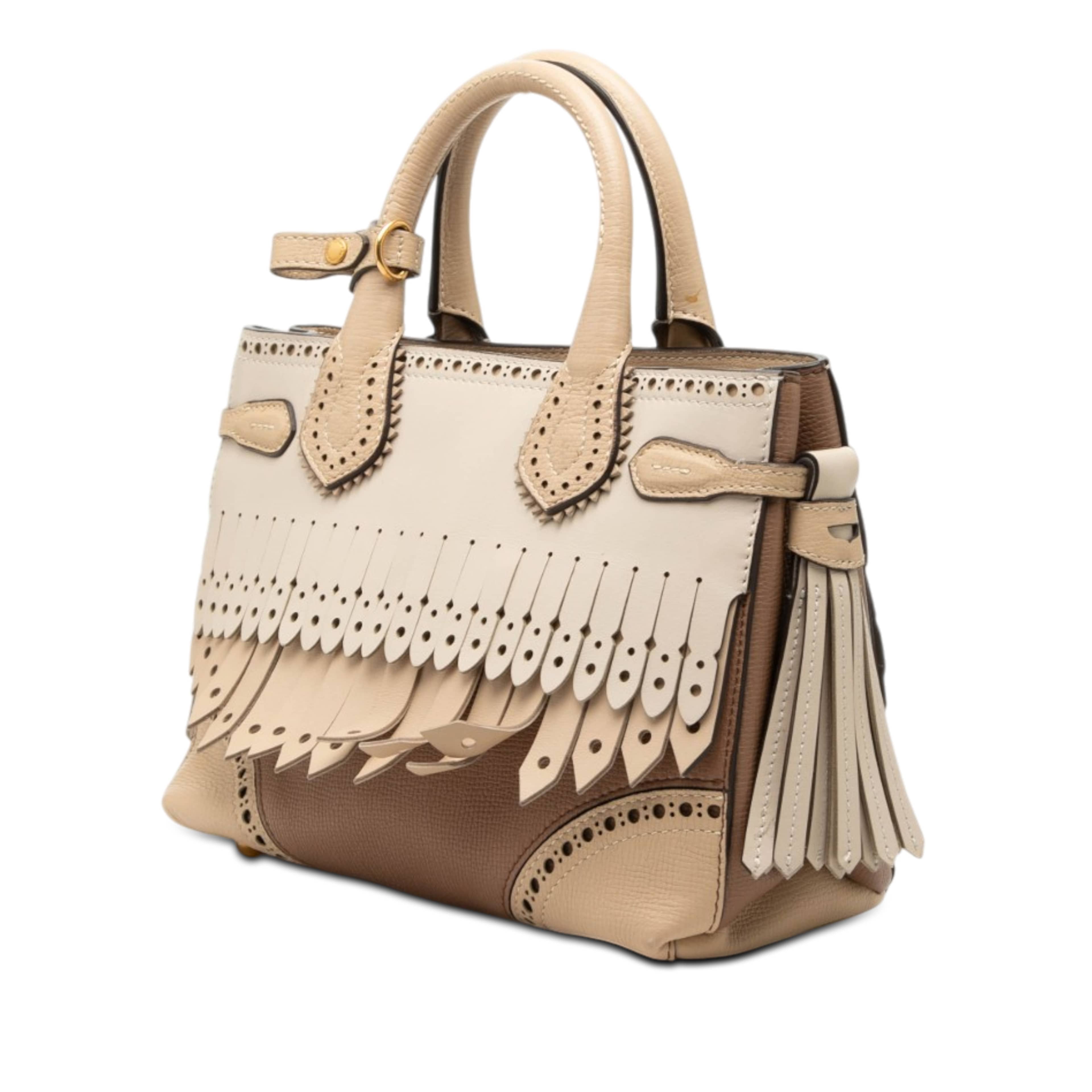 Burberry Small Leather Brogue Banner Satchel, från Luxclusif, i färgen beige. Klicka för att öppna bilden i stort format