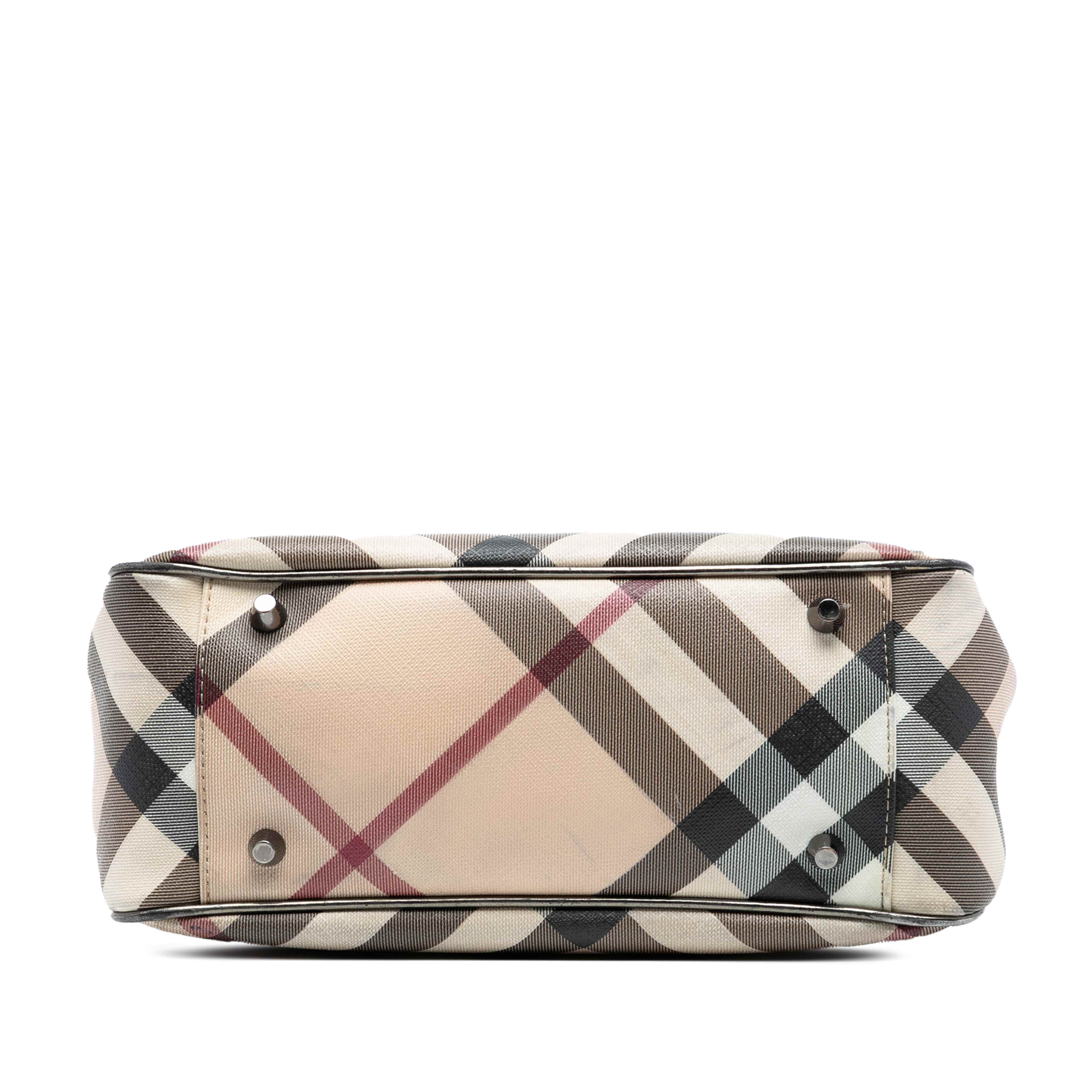 Burberry Supernova Check Coated Canvas Tote, från Luxclusif, i färgen beige. Klicka för att öppna bilden i stort format