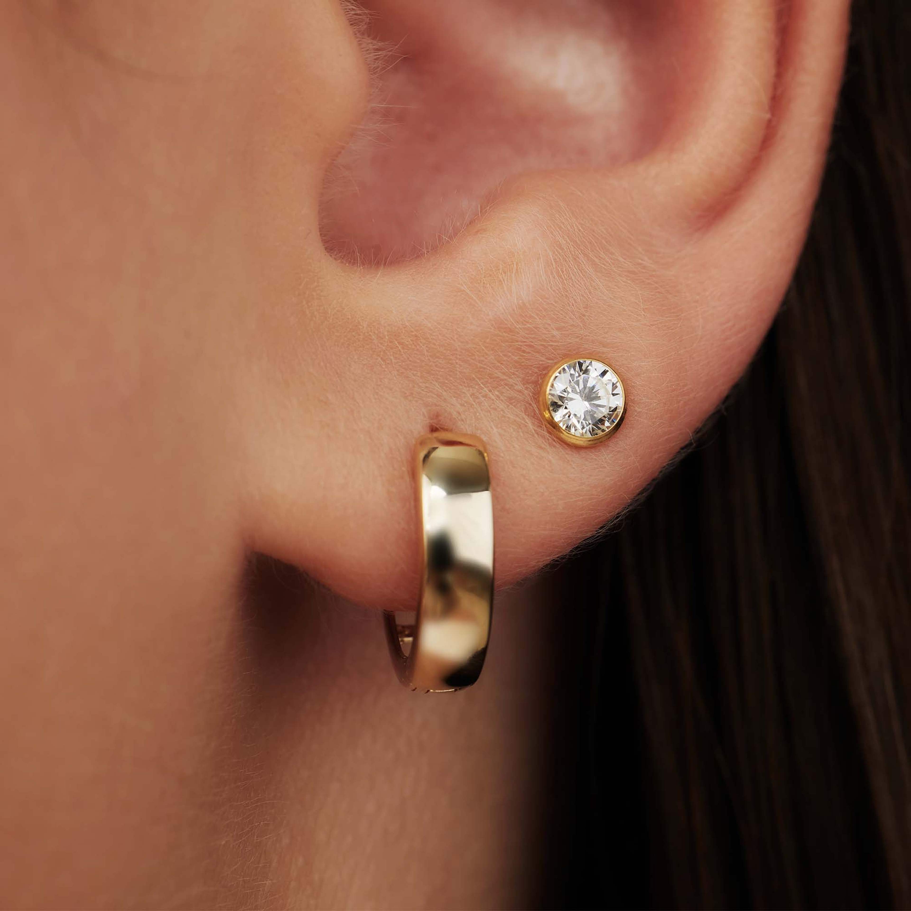Isabel Bernard 14 Karat Gold Ear Stud