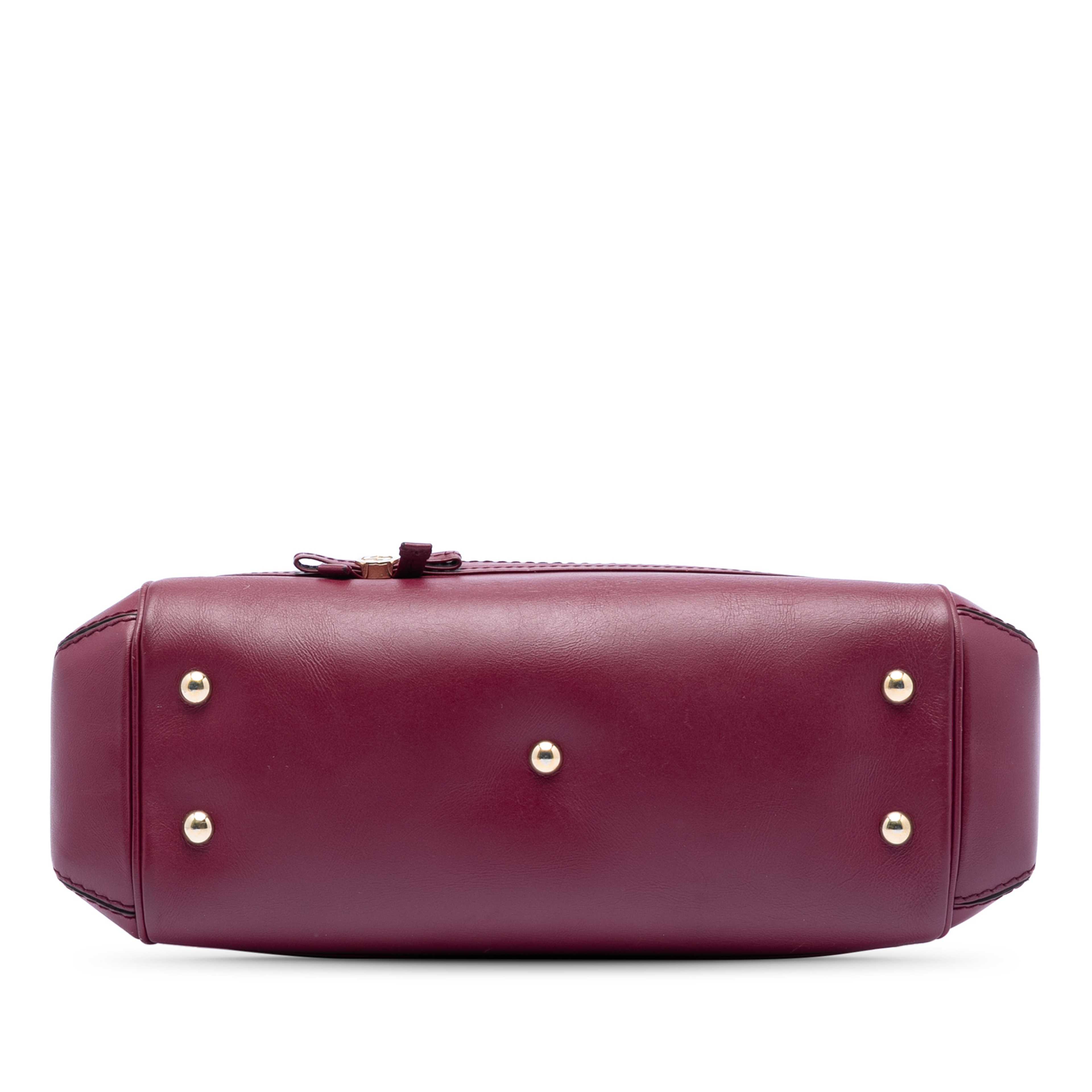 Gucci Gg Canvas Mayfair Satchel, från Luxclusif, i färgen beige. Klicka för att öppna bilden i stort format