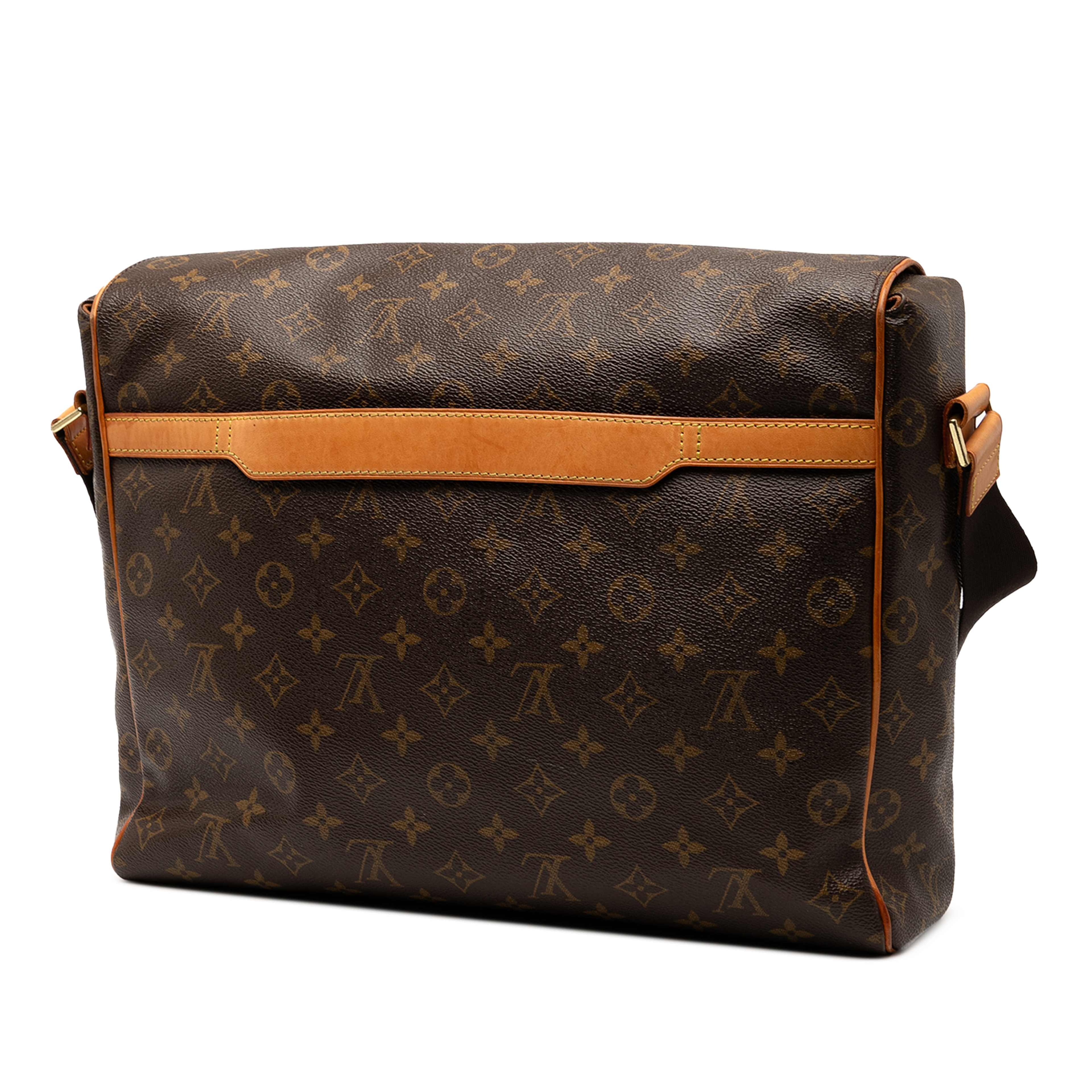 Louis Vuitton Monogram Abbesses, från Luxclusif, i färgen brown. Klicka för att öppna bilden i stort format