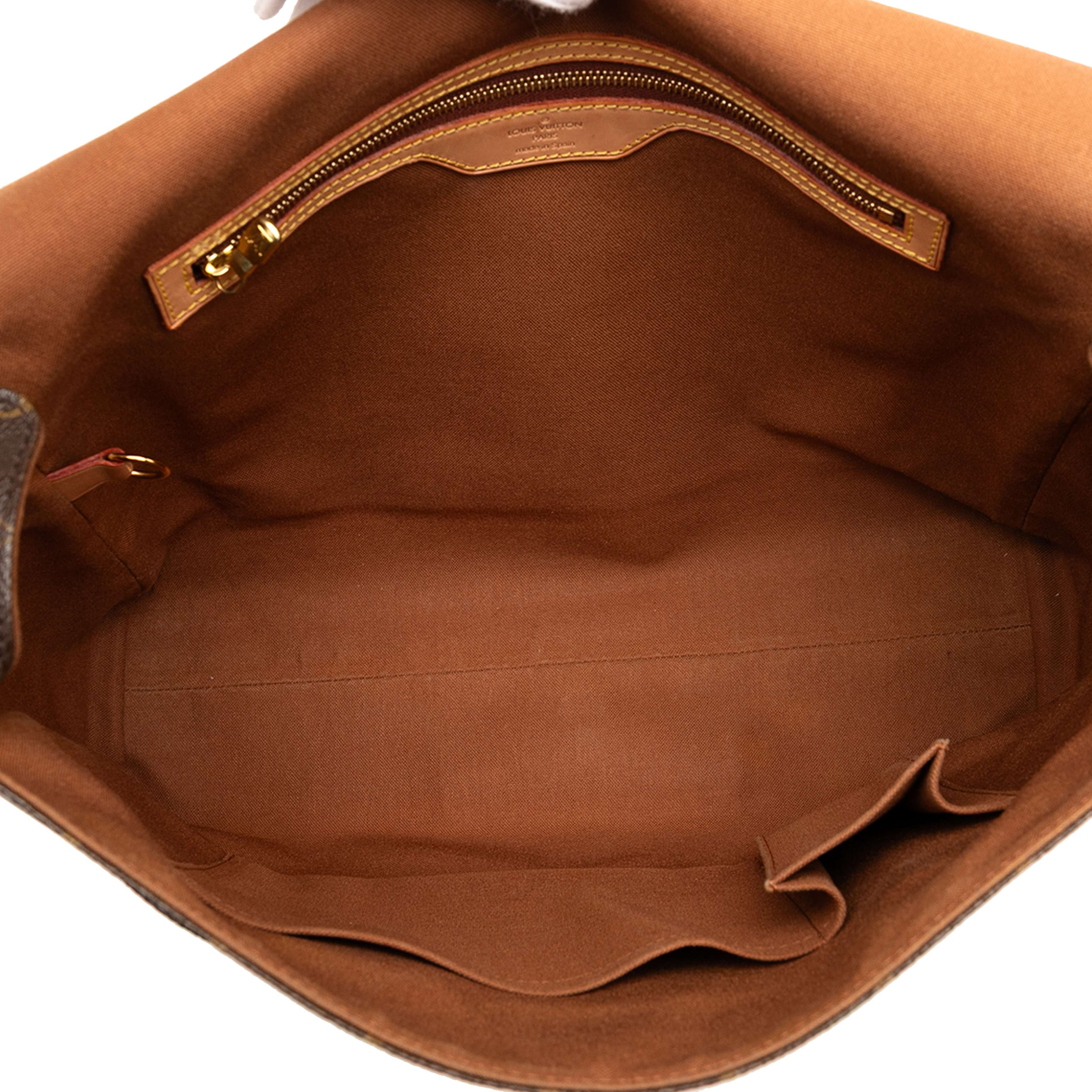 Louis Vuitton Monogram Abbesses, från Luxclusif, i färgen brown. Klicka för att öppna bilden i stort format