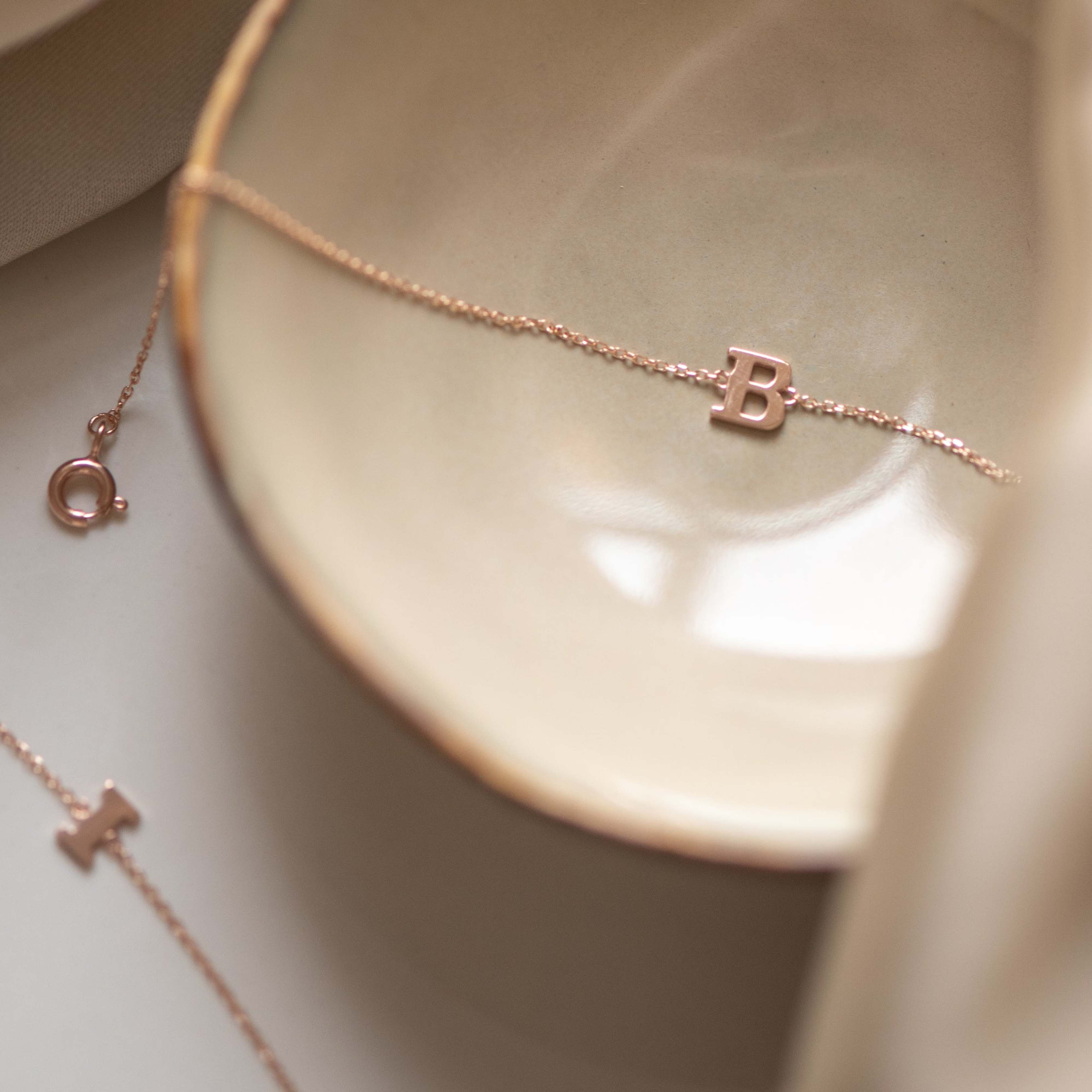 La Concorde 14 Karat Roséguld Armband, från Isabel Bernard, i färgen o. Klicka för att öppna bilden i stort format