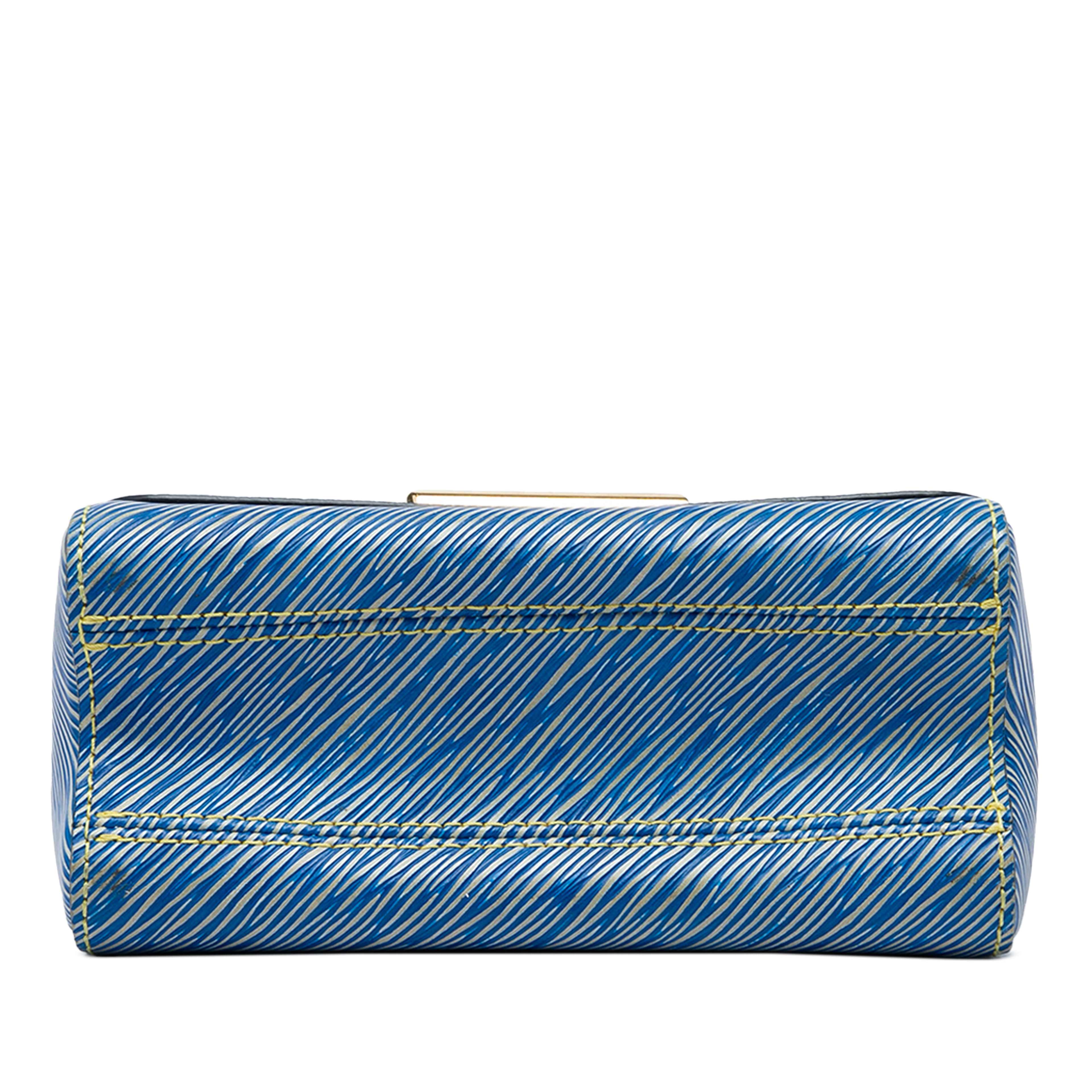 Louis Vuitton Epi Denim Twist Mm, från Luxclusif, i färgen blå. Klicka för att öppna bilden i stort format