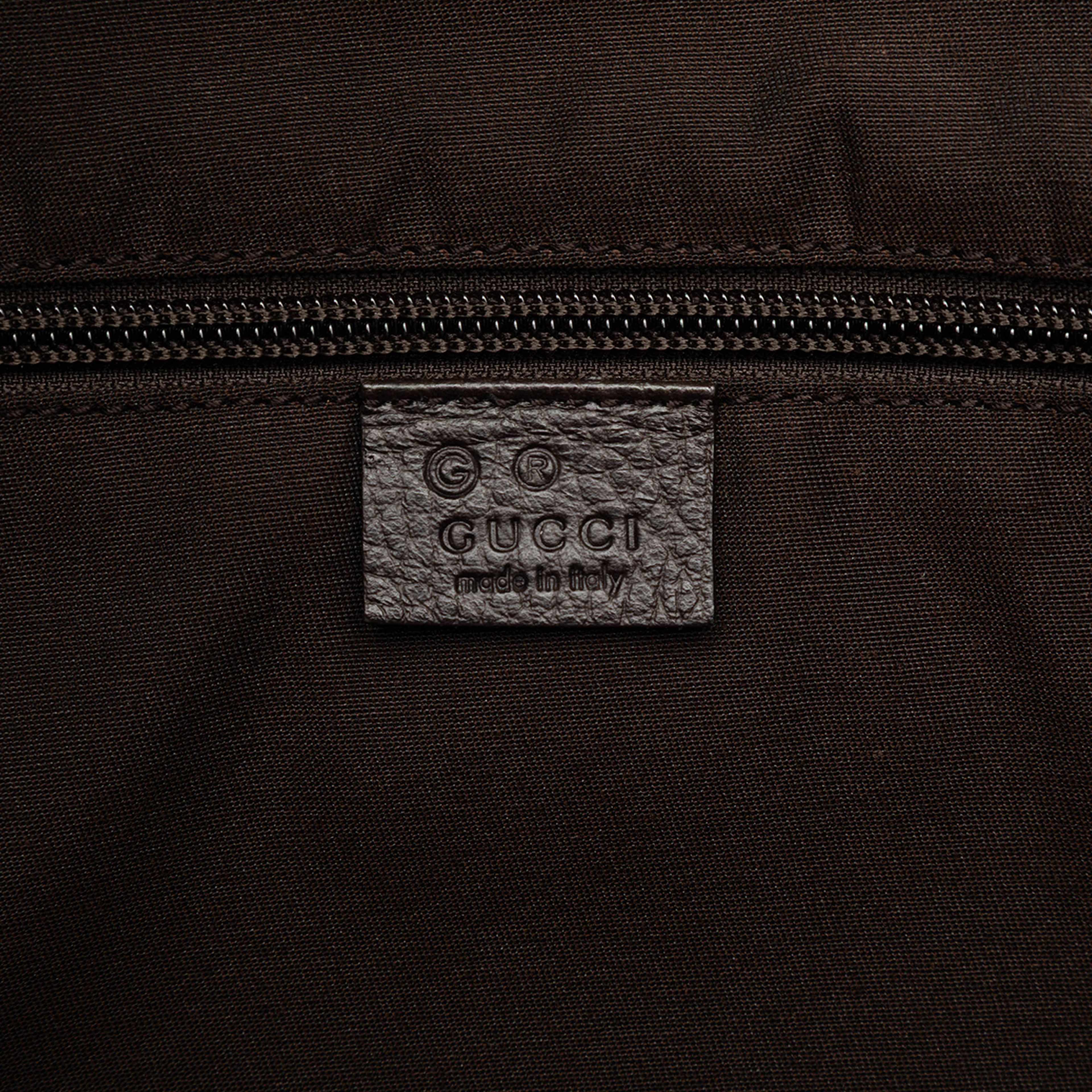 Gucci Gg Crystal Duffle Bag, från Luxclusif, i färgen beige. Klicka för att öppna bilden i stort format