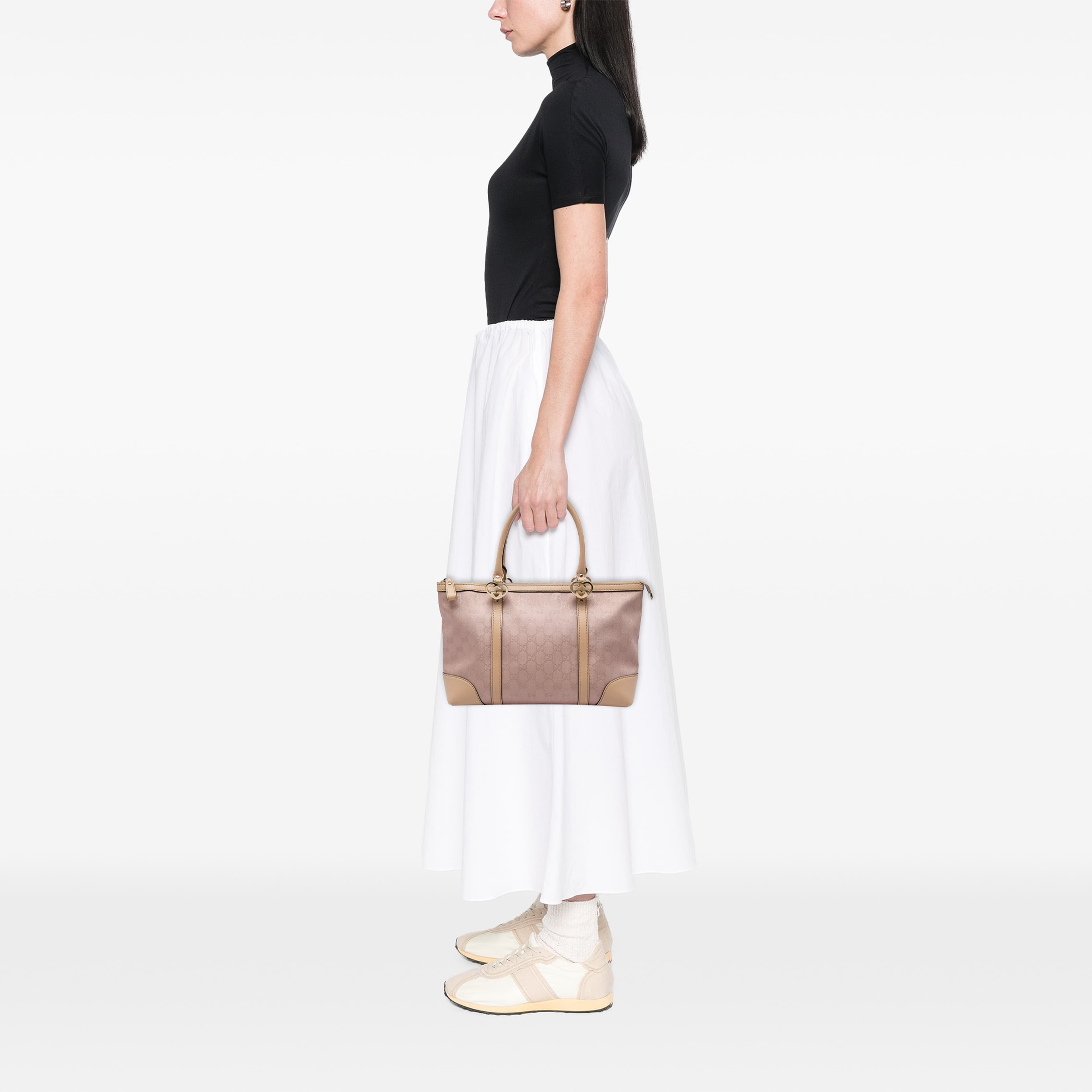 Gucci Gg Canvas Lovely Tote, från Luxclusif, i färgen rosa. Klicka för att öppna bilden i stort format