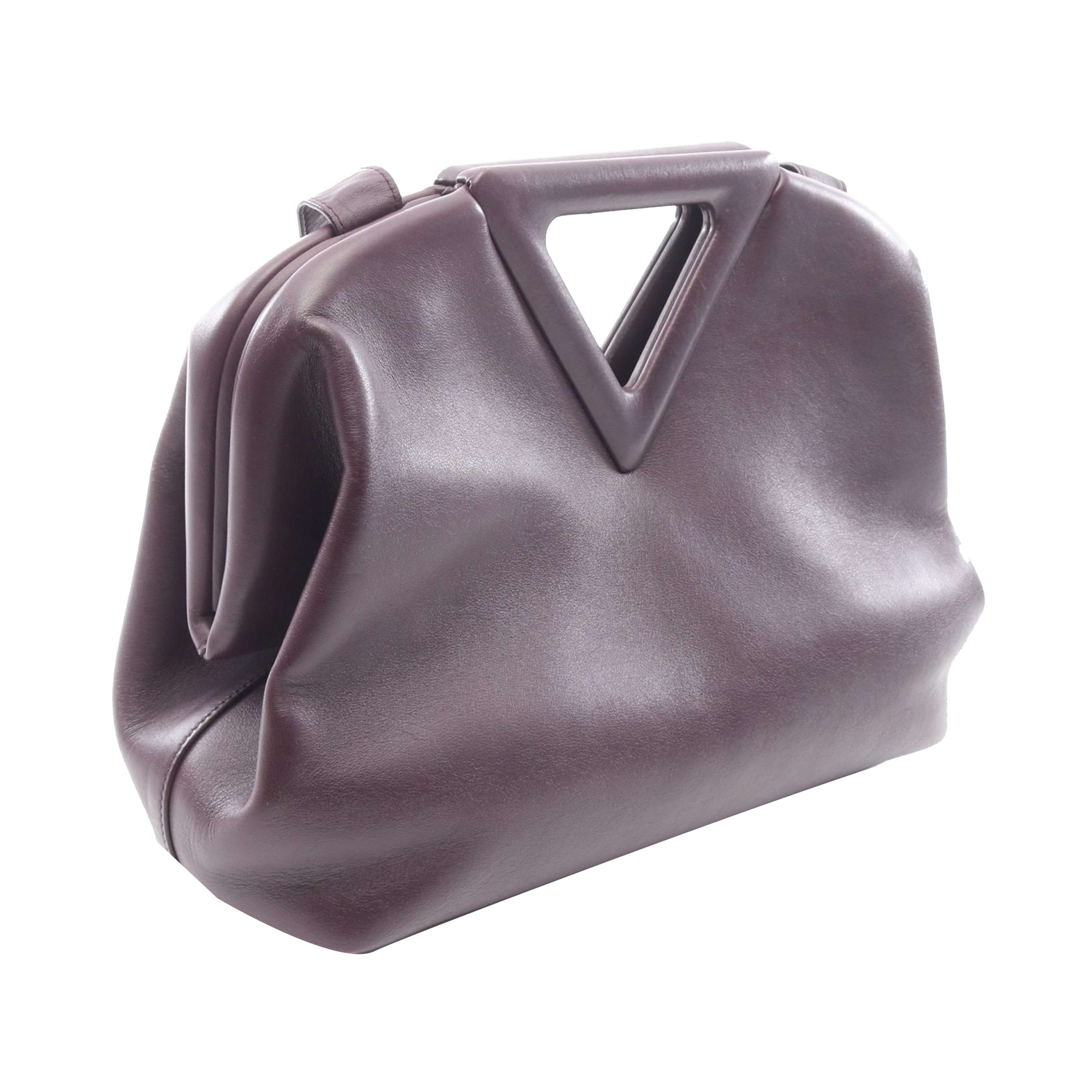 Bottega Veneta Medium Leather Point Satchel, från Luxclusif, i färgen purpur. Klicka för att öppna bilden i stort format