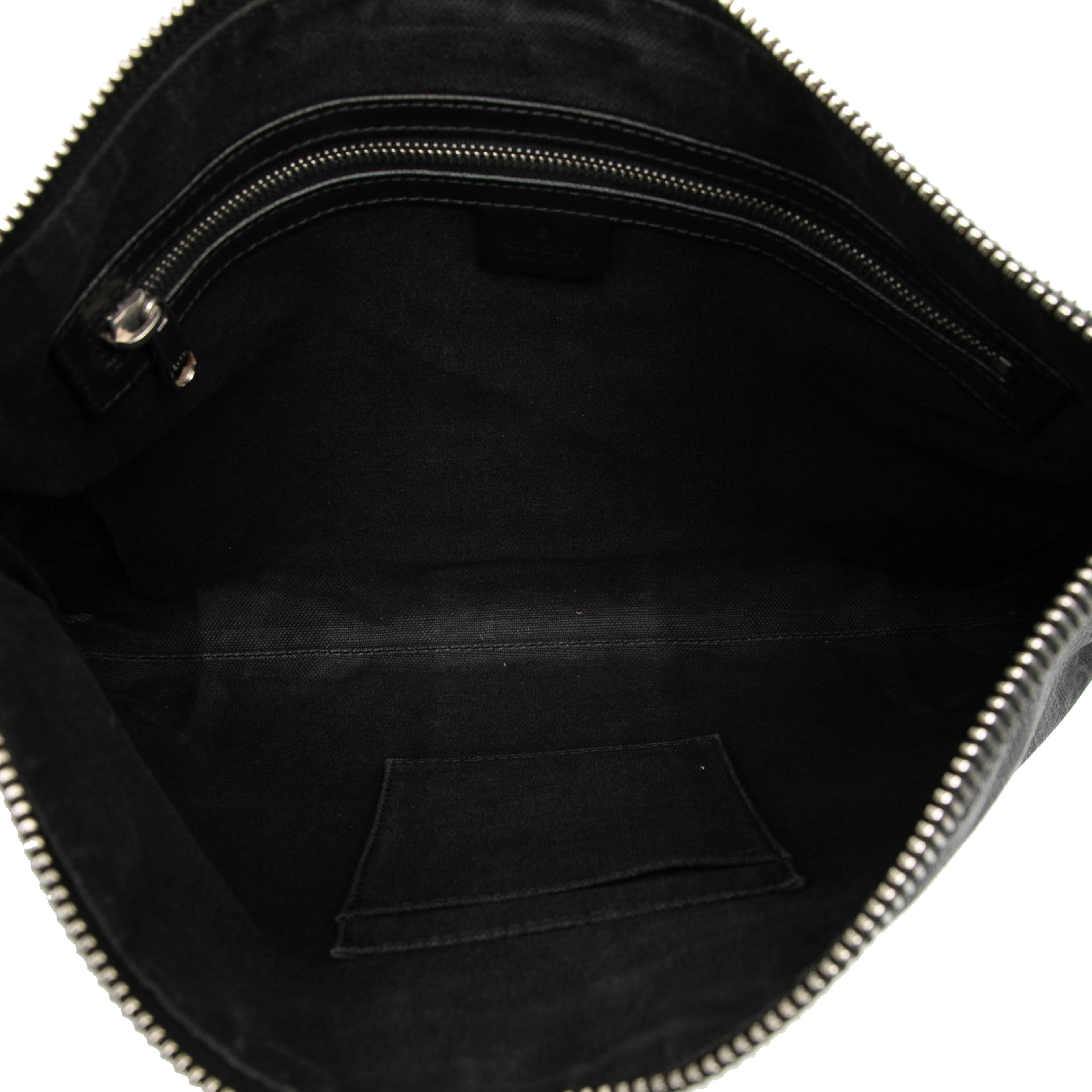 Gucci Gg Supreme Web Crossbody, från Luxclusif, i färgen black. Klicka för att öppna bilden i stort format