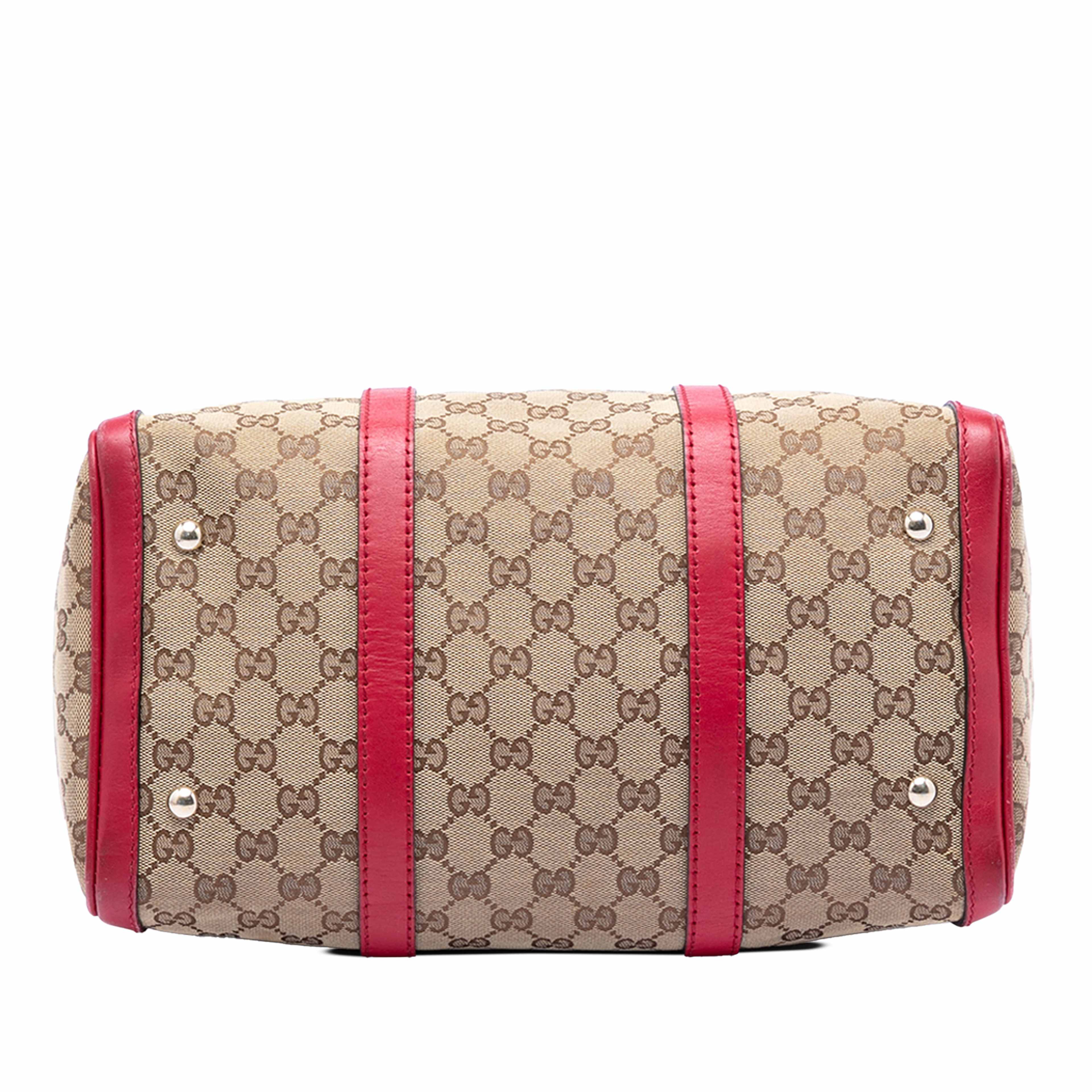 Gucci Medium Gg Canvas Joy Boston Bag, från Luxclusif, i färgen röd. Klicka för att öppna bilden i stort format