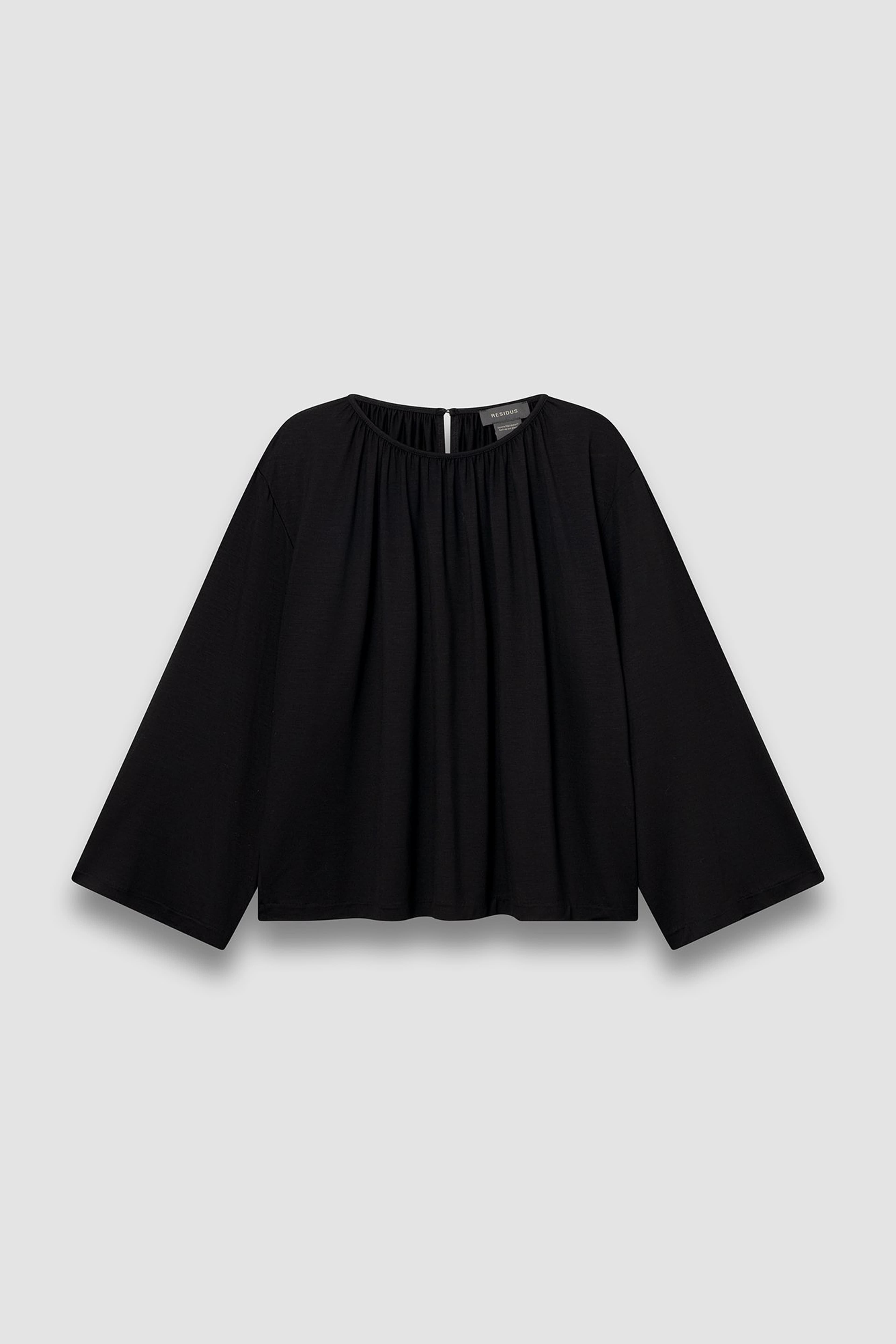 Ciri Top - Black, från Residus, i färgen black. Klicka för att öppna bilden i stort format