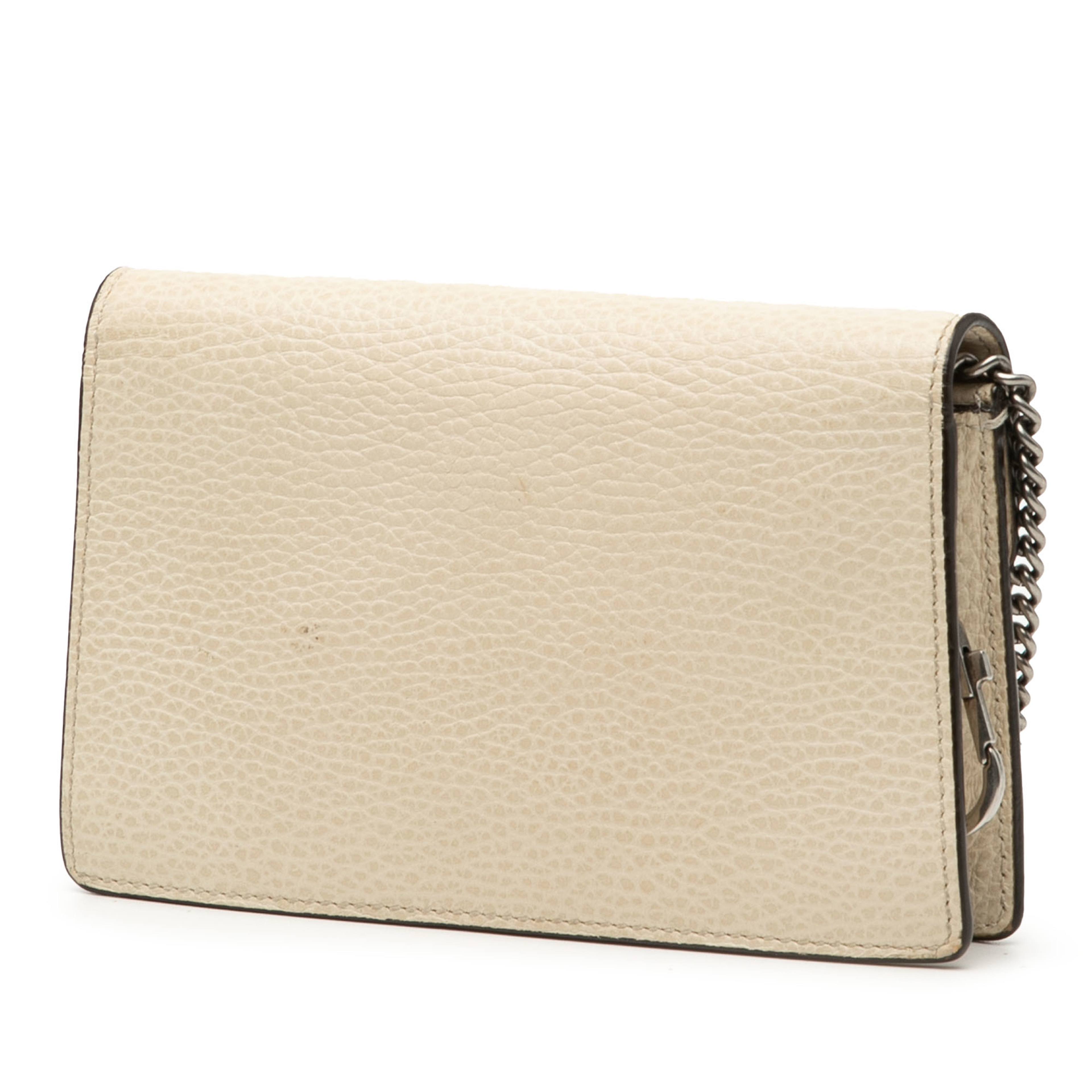 Gucci Mini Dionysus Leather Crossbody, från Luxclusif, i färgen light beige. Klicka för att öppna bilden i stort format