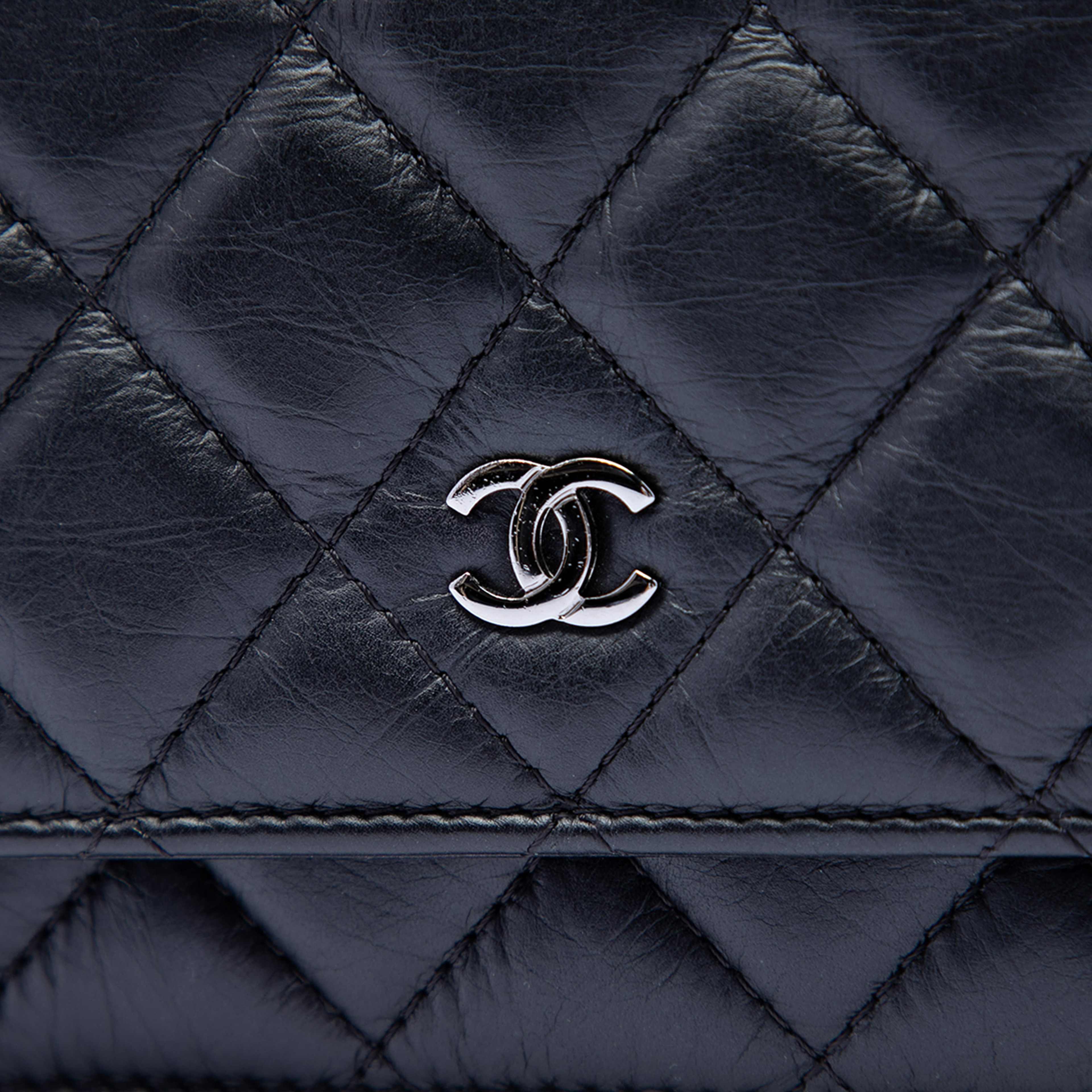 Chanel Cc Quilted Aged Calfskin Tassel Wallet On Chain, från Luxclusif, i färgen svart. Klicka för att öppna bilden i stort format