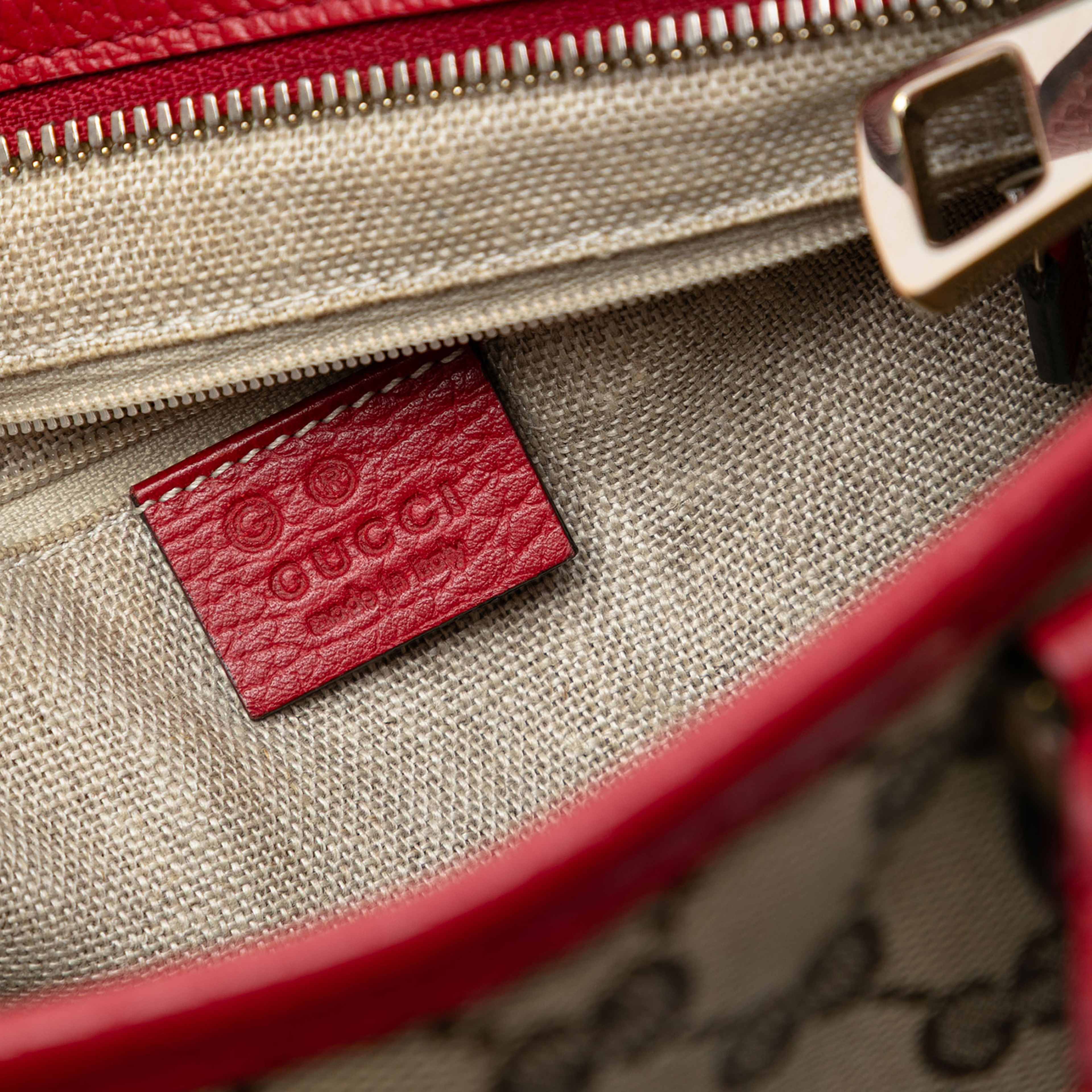 Gucci Small Gg Canvas Bree Satchel, från Luxclusif, i färgen beige. Klicka för att öppna bilden i stort format