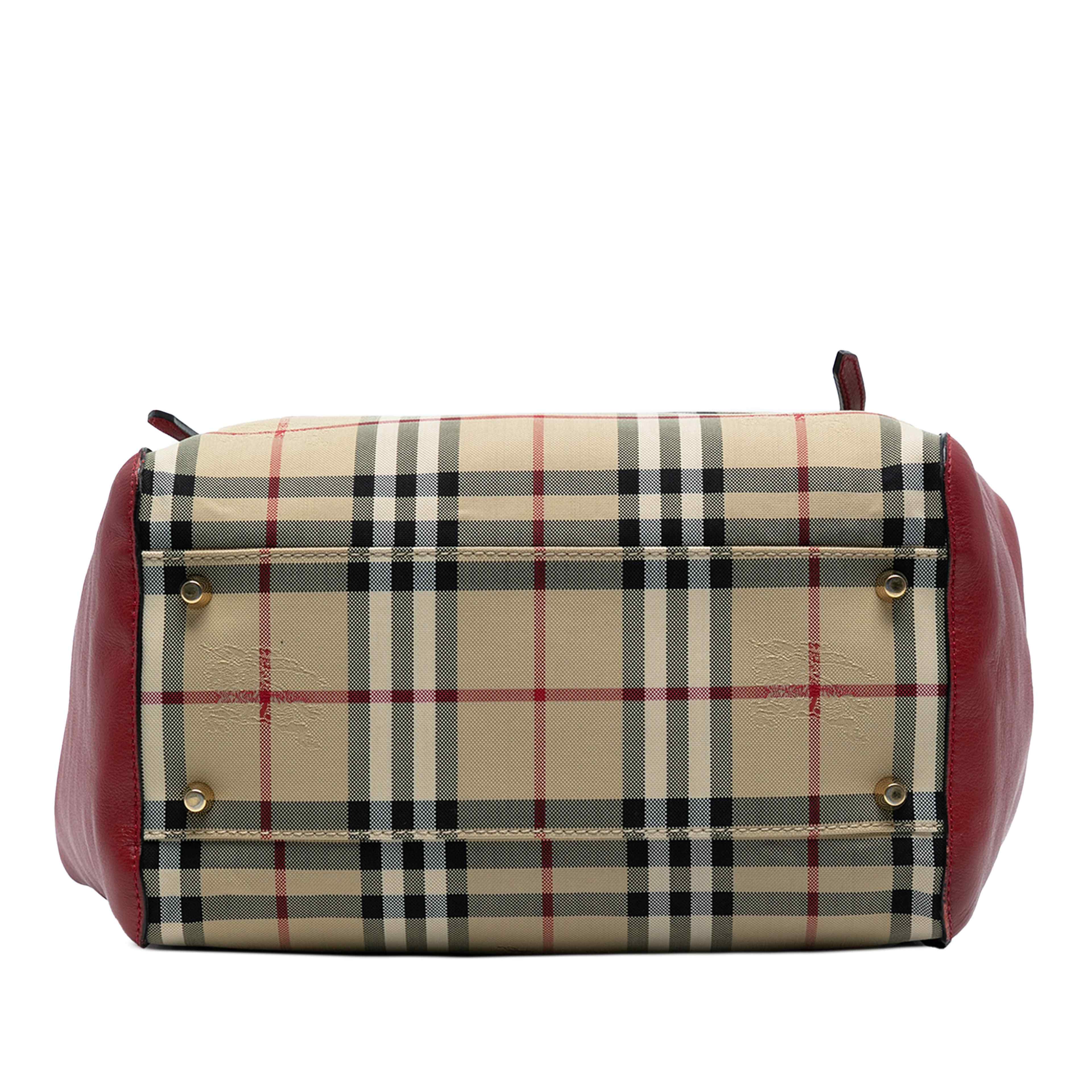 Burberry Small Haymarket Check Canvas And Leather Canterbury Tote, från Luxclusif, i färgen beige. Klicka för att öppna bilden i stort format