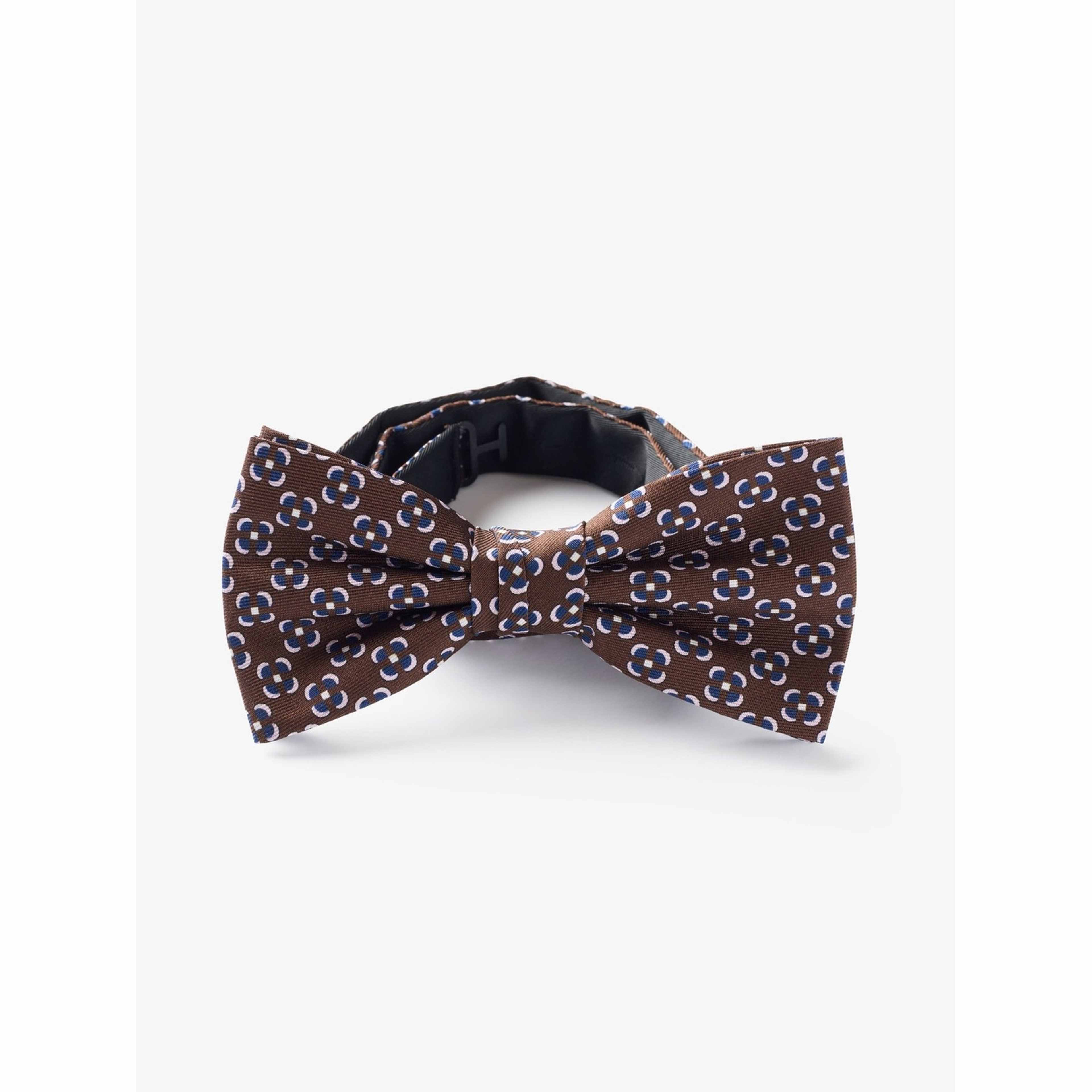 Bow Tie Geometric