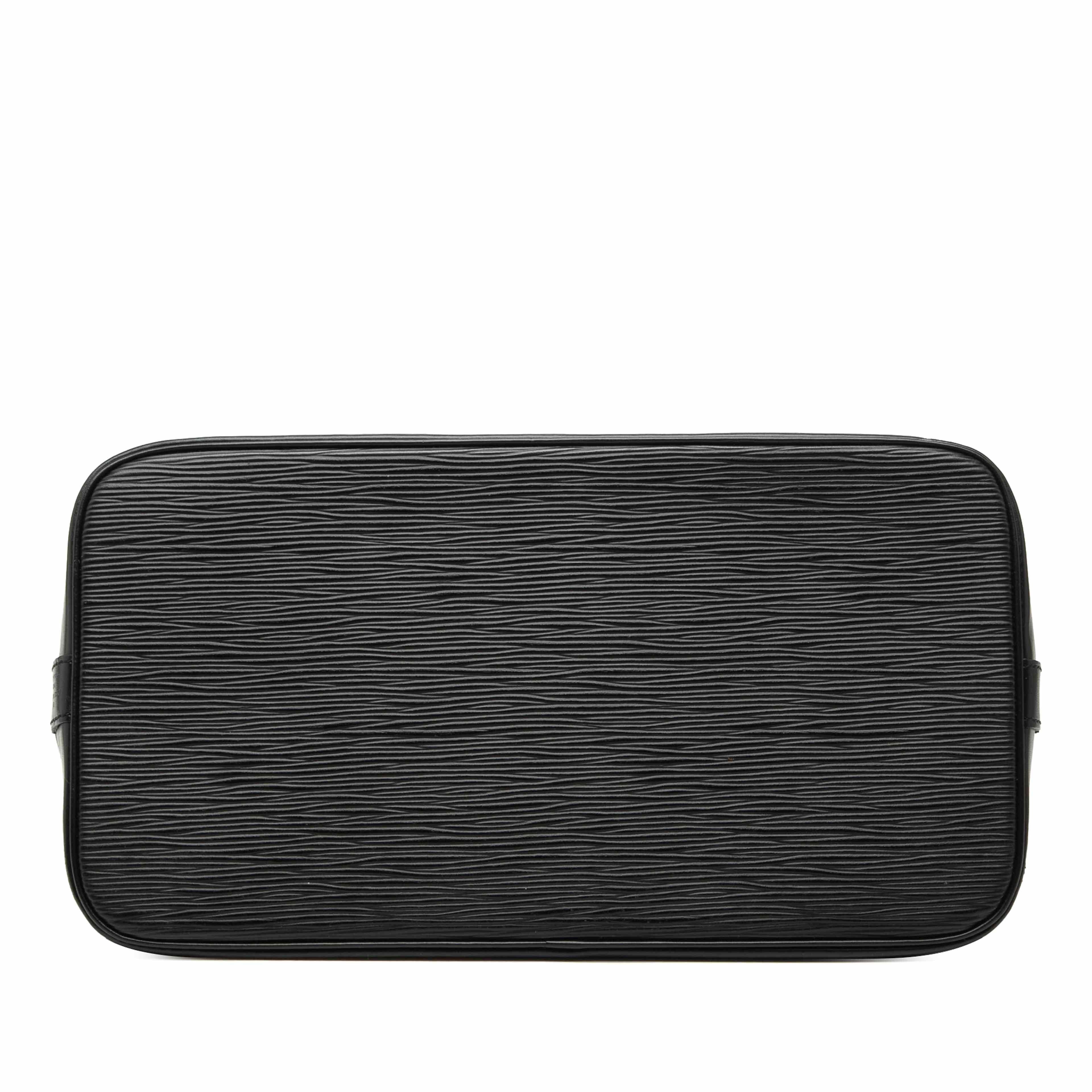 Louis Vuitton Epi Alma Pm, från Luxclusif, i färgen black. Klicka för att öppna bilden i stort format