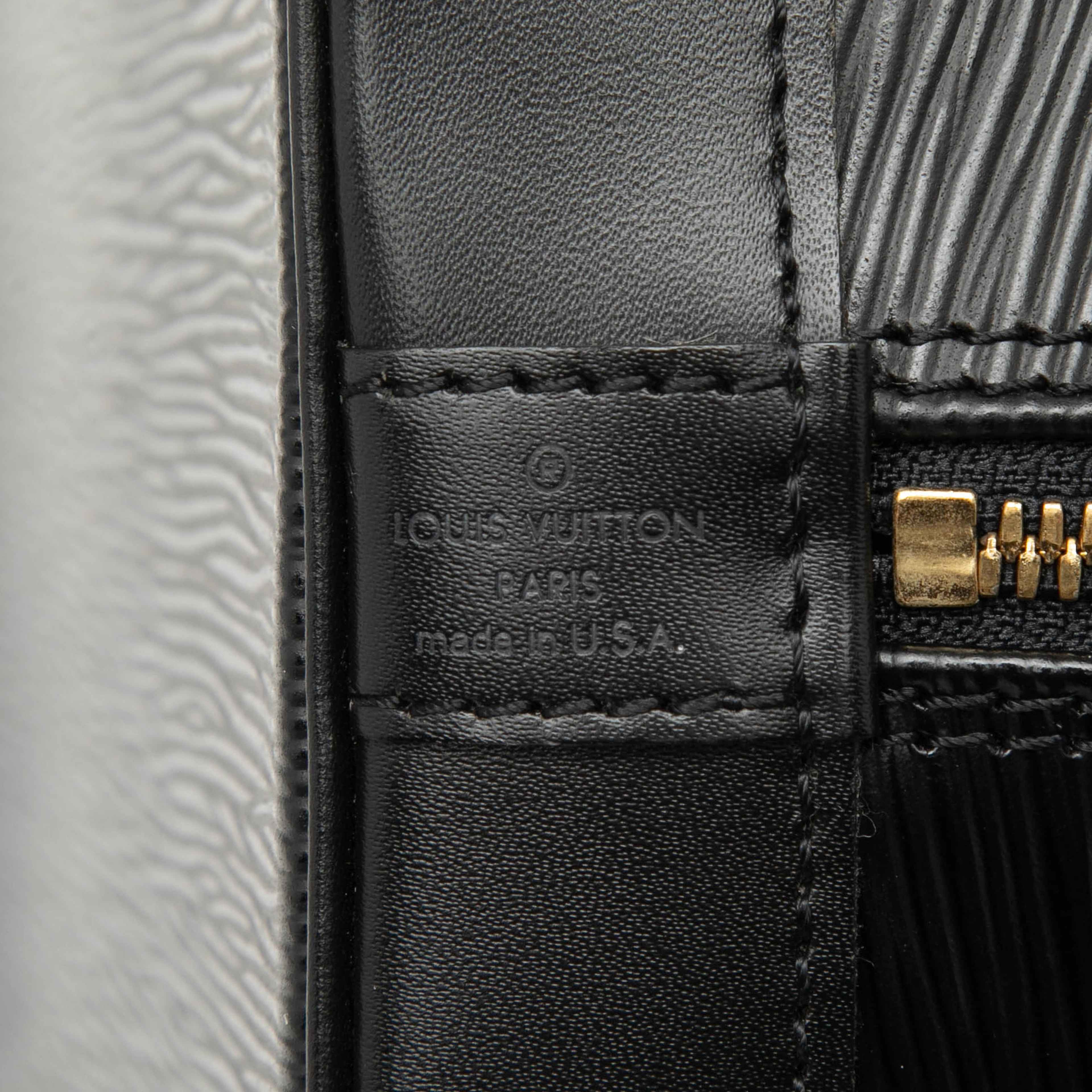 Louis Vuitton Epi Alma Pm, från Luxclusif, i färgen black. Klicka för att öppna bilden i stort format