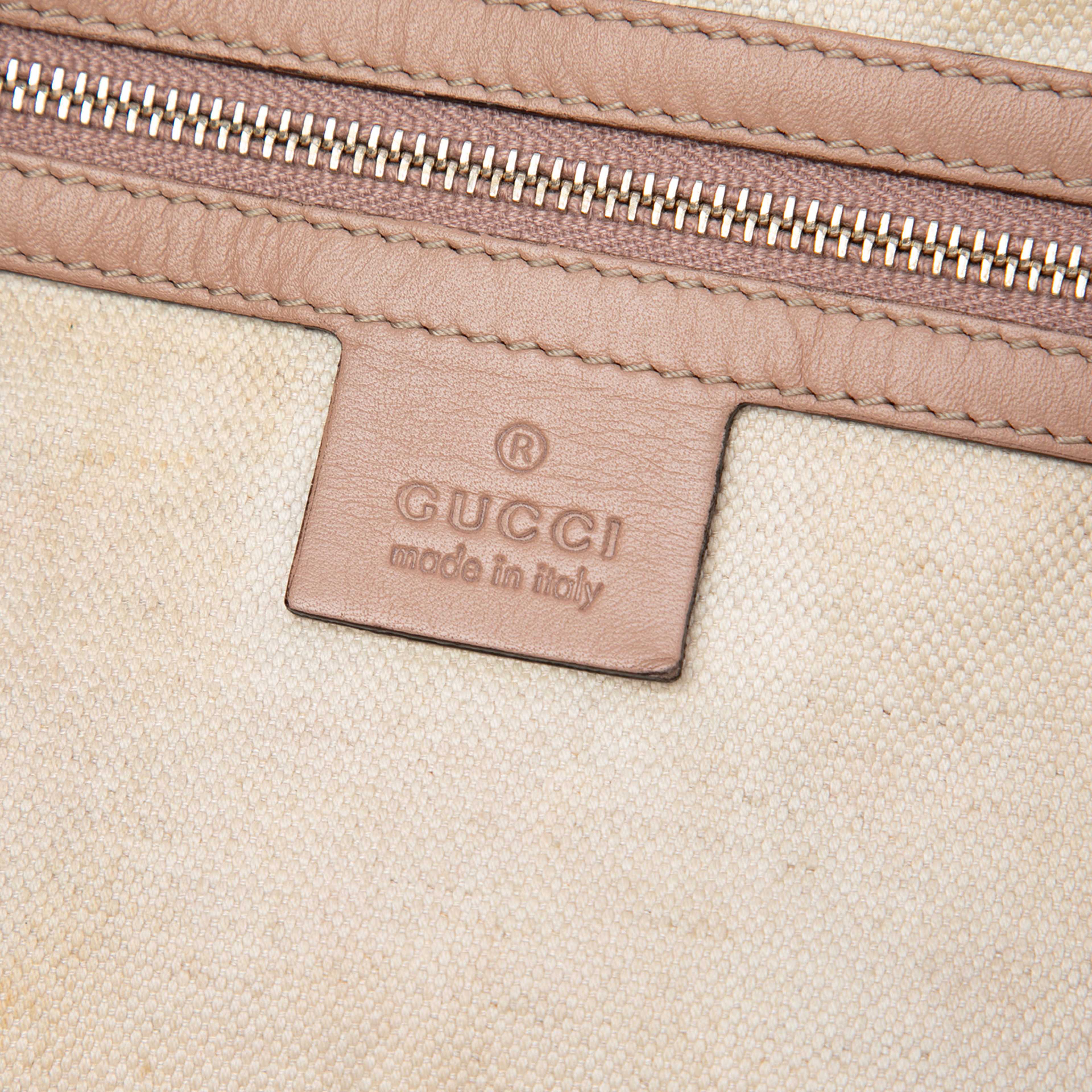 Gucci Gg Canvas Mayfair Satchel, från Luxclusif, i färgen beige. Klicka för att öppna bilden i stort format