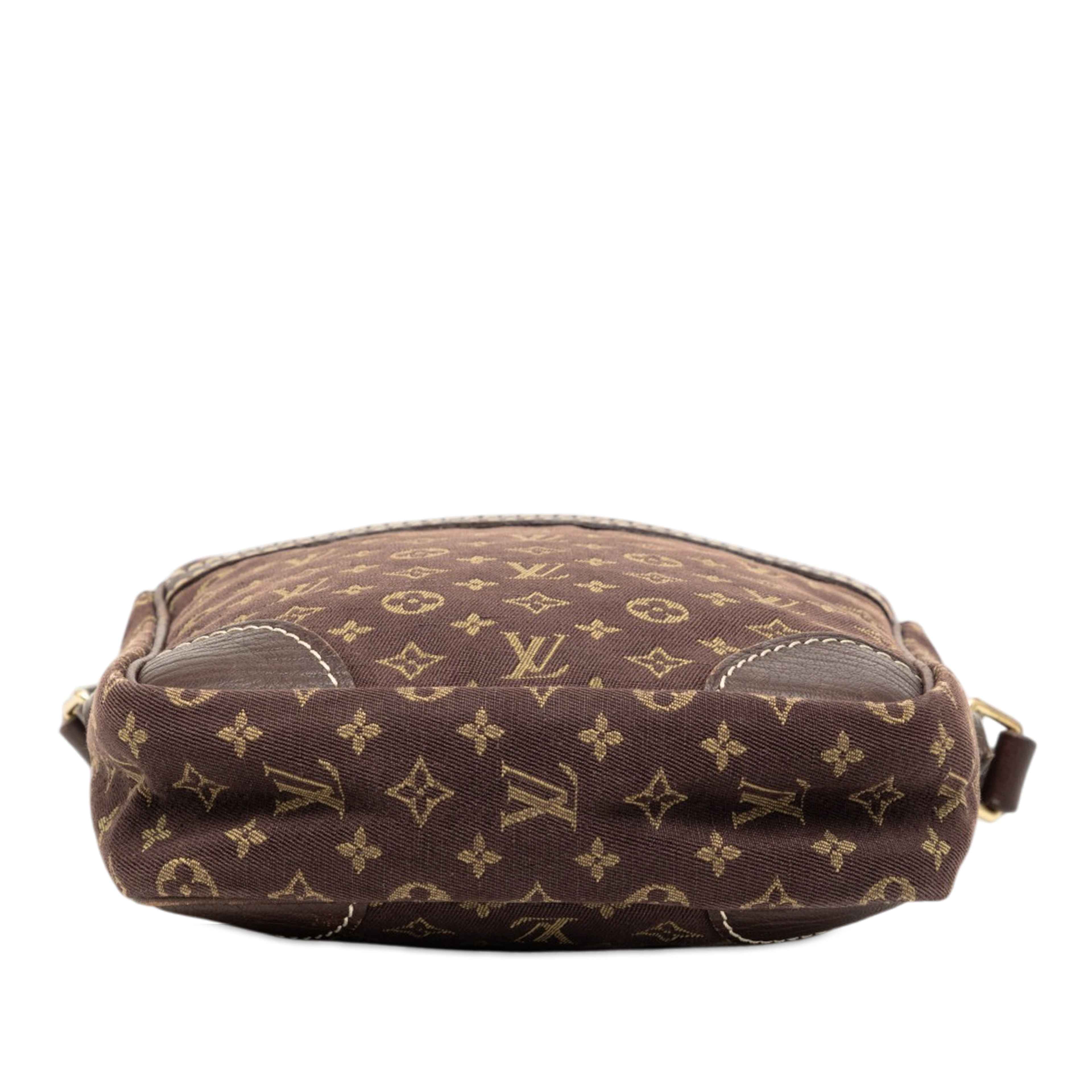 Louis Vuitton Monogram Mini Lin Danube, från Luxclusif, i färgen brown. Klicka för att öppna bilden i stort format