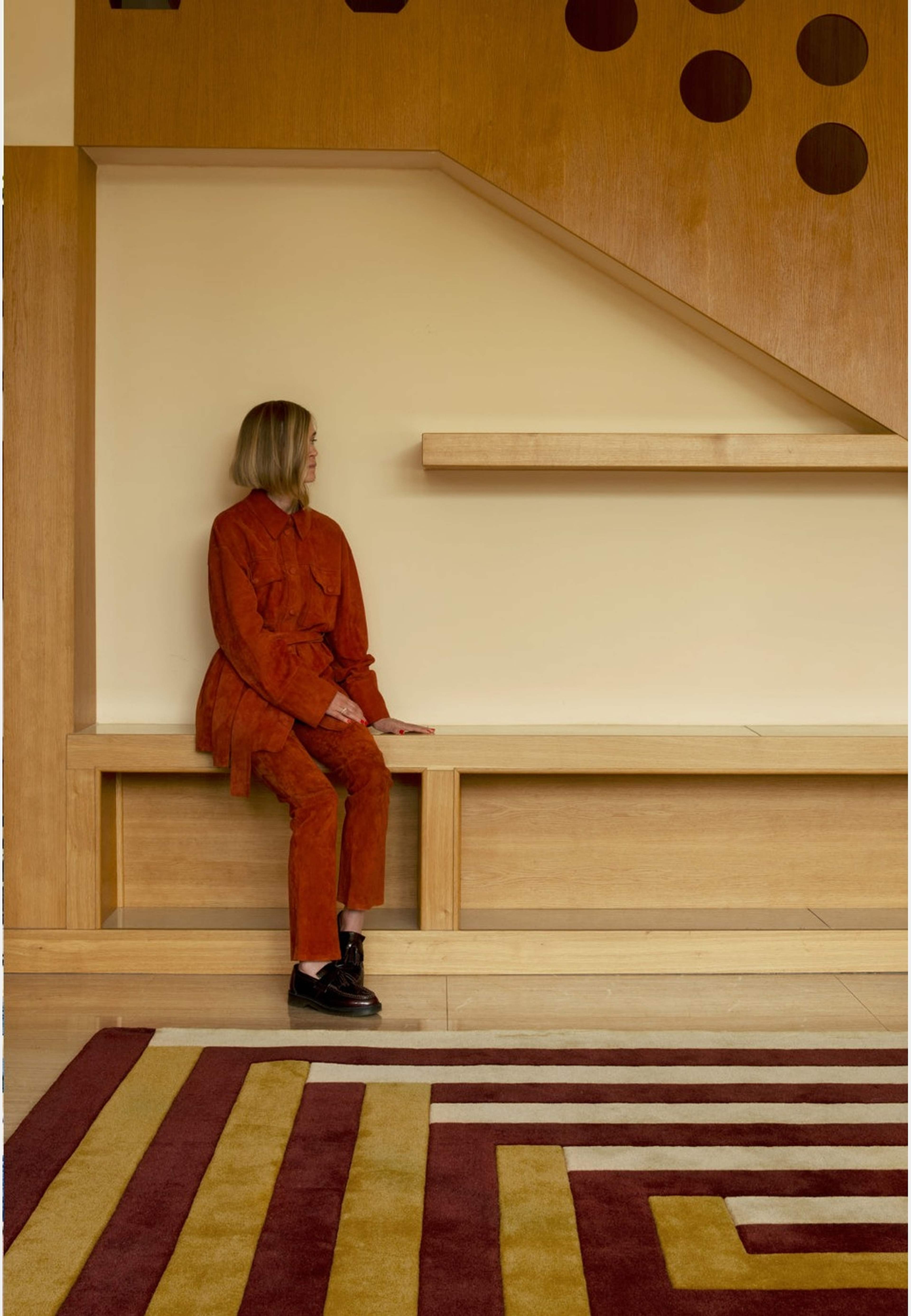 Teklan Labyrinth Mulberry Sand, från Layered, i färgen mulberry sand. Klicka för att öppna bilden i stort format