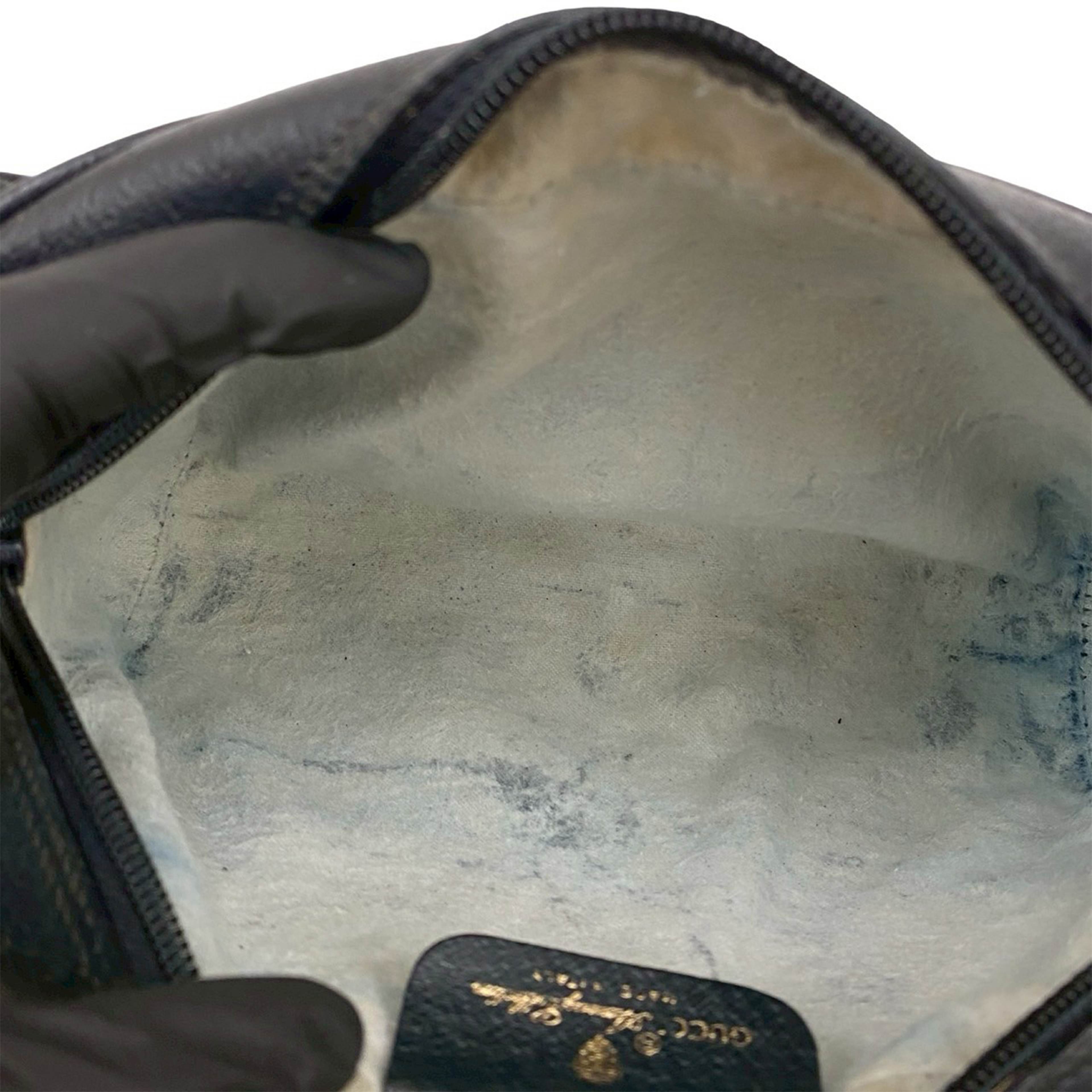 Gucci Gg Supreme Web Crossbody, från Luxclusif, i färgen beige. Klicka för att öppna bilden i stort format