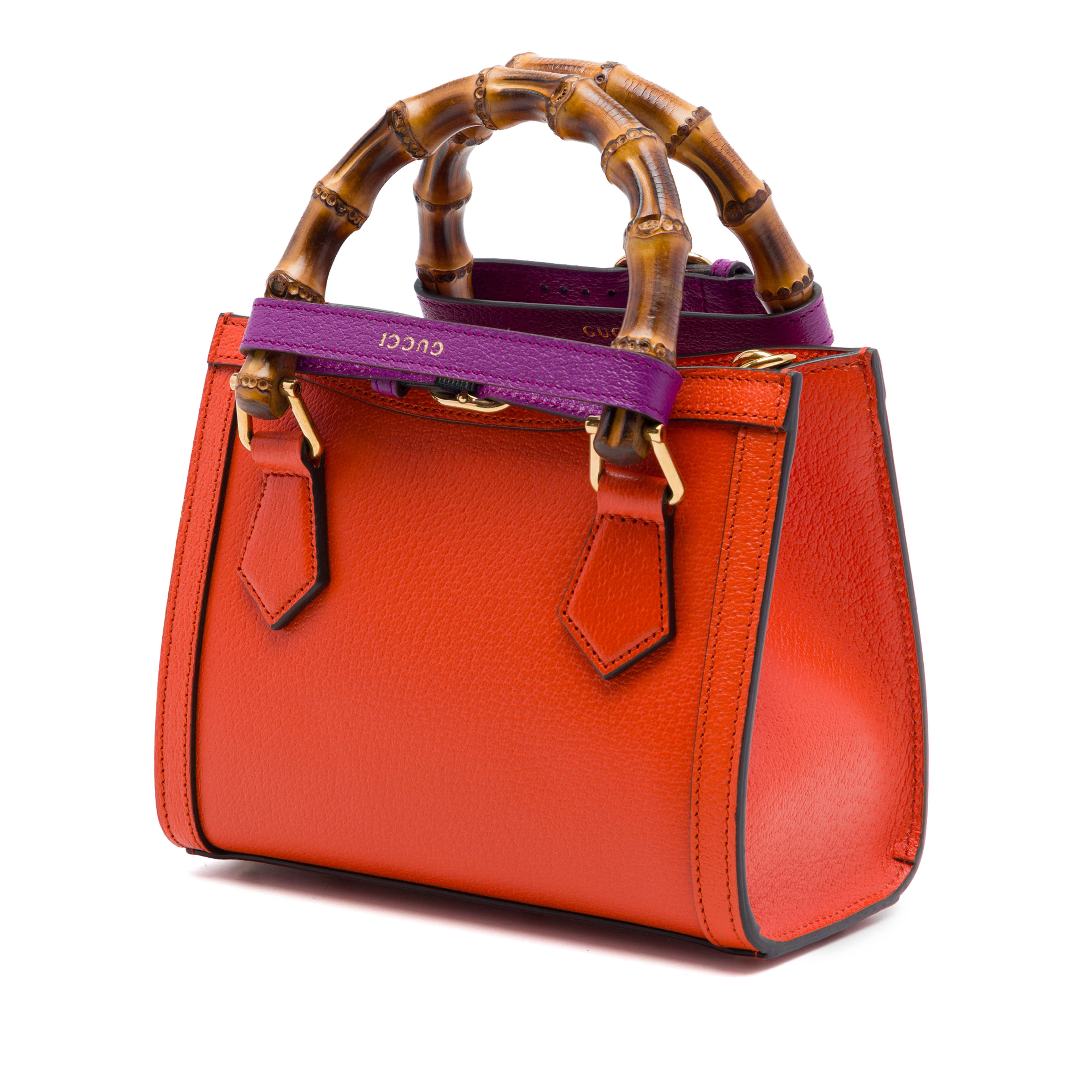 Gucci Small Calfskin Bamboo Diana Satchel, från Luxclusif, i färgen orange. Klicka för att öppna bilden i stort format