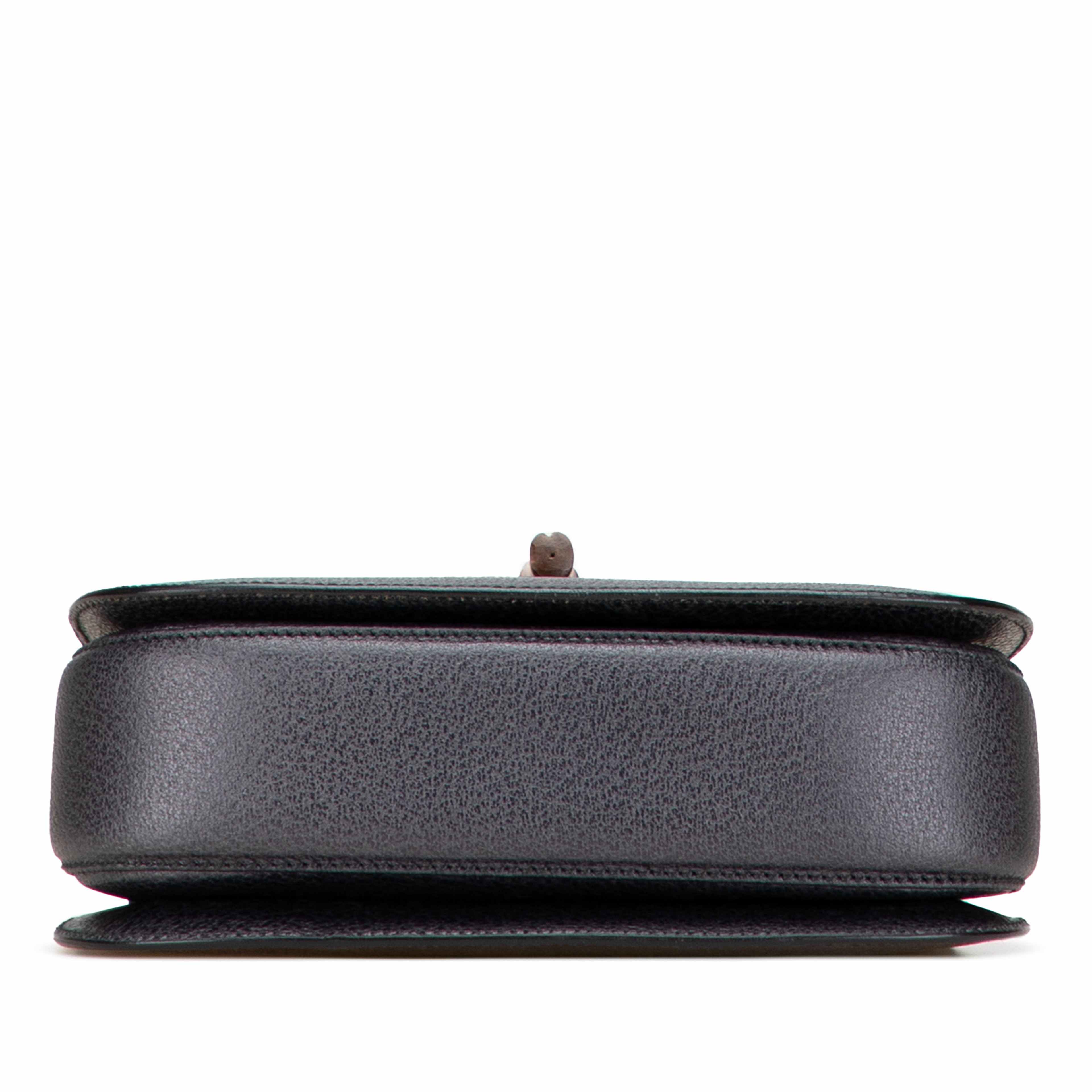 Gucci Grained Calfskin Bamboo Night, från Luxclusif, i färgen black. Klicka för att öppna bilden i stort format