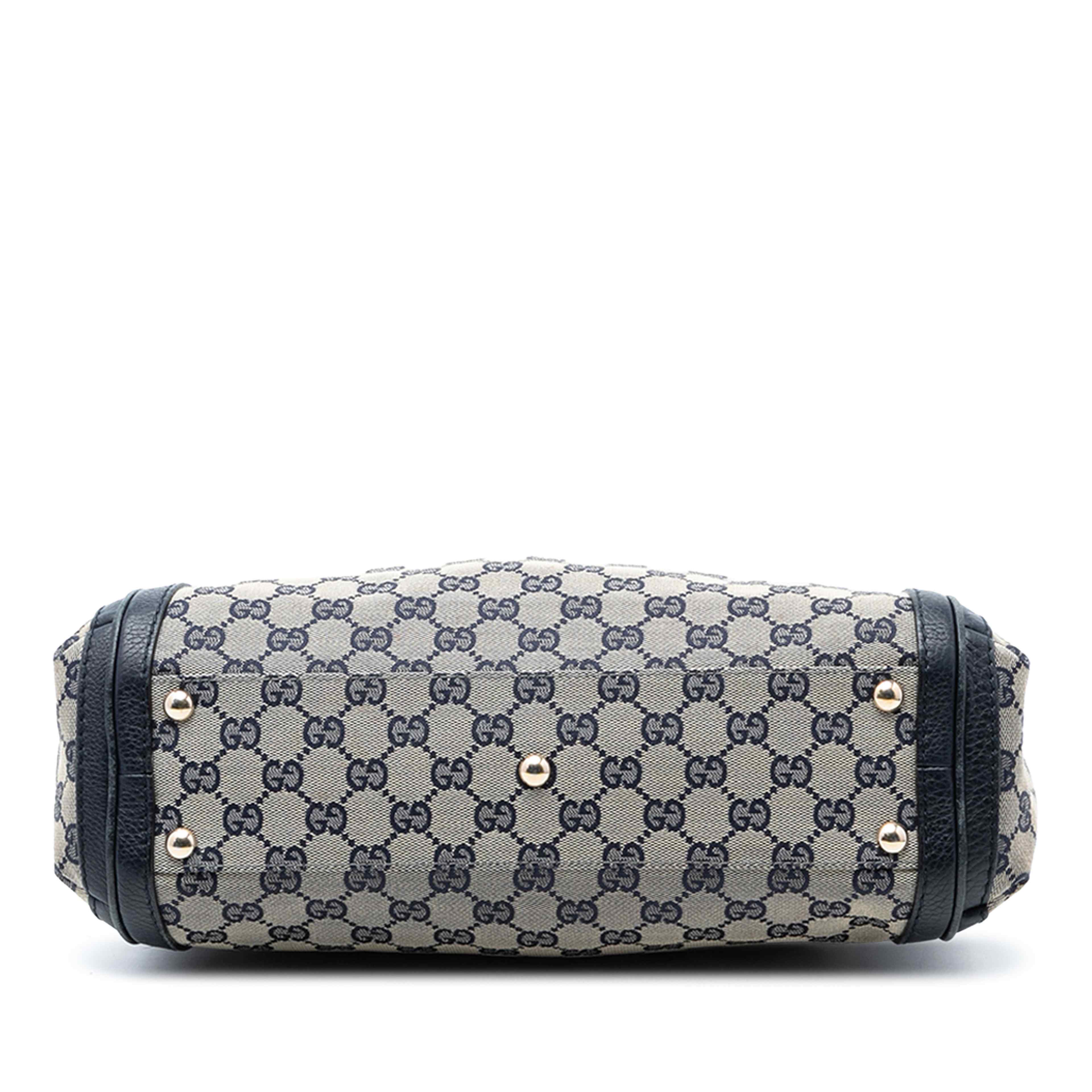 Gucci Gg Canvas Bella Satchel, från Luxclusif, i färgen beige. Klicka för att öppna bilden i stort format