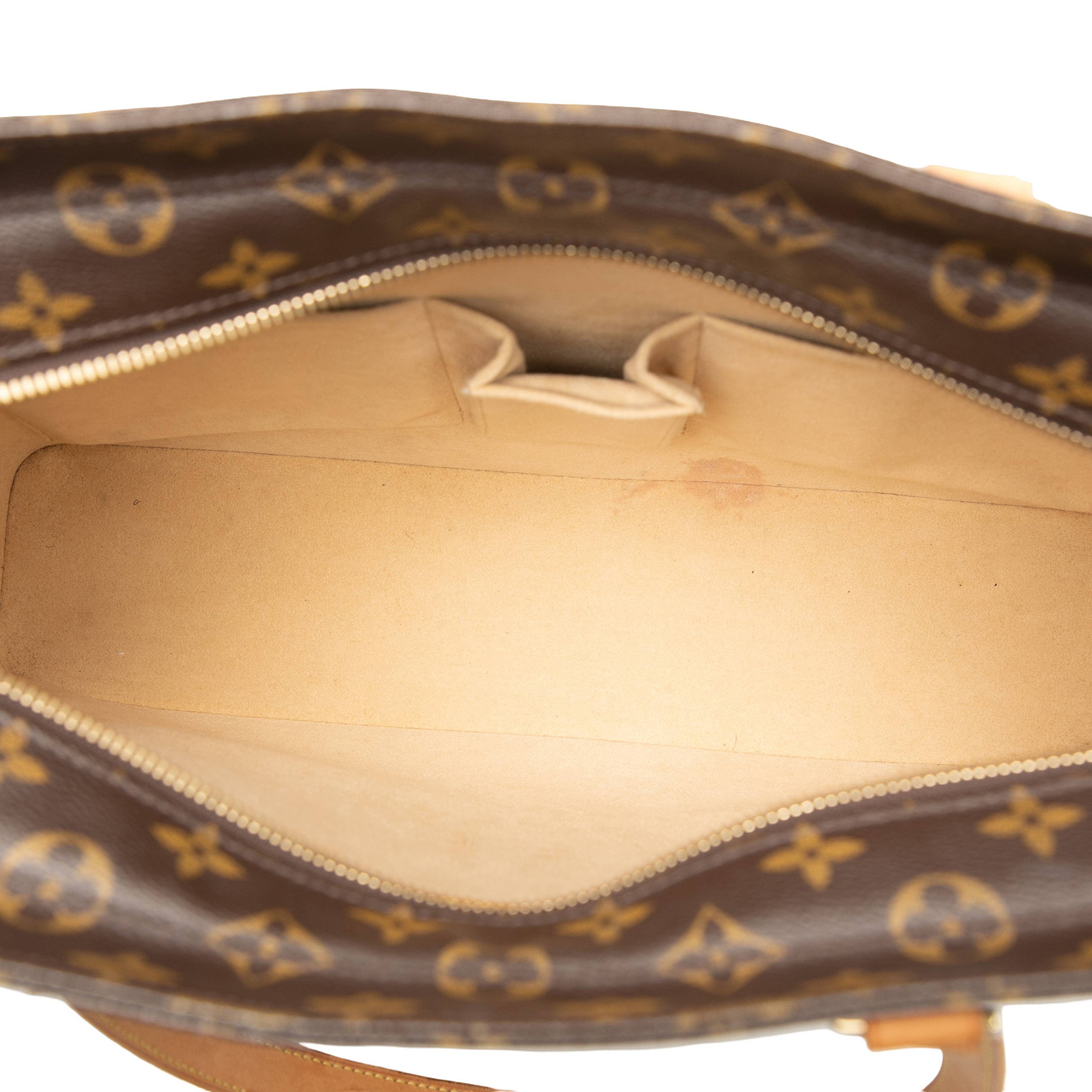 Louis Vuitton Monogram Luco, från Luxclusif, i färgen brown. Klicka för att öppna bilden i stort format
