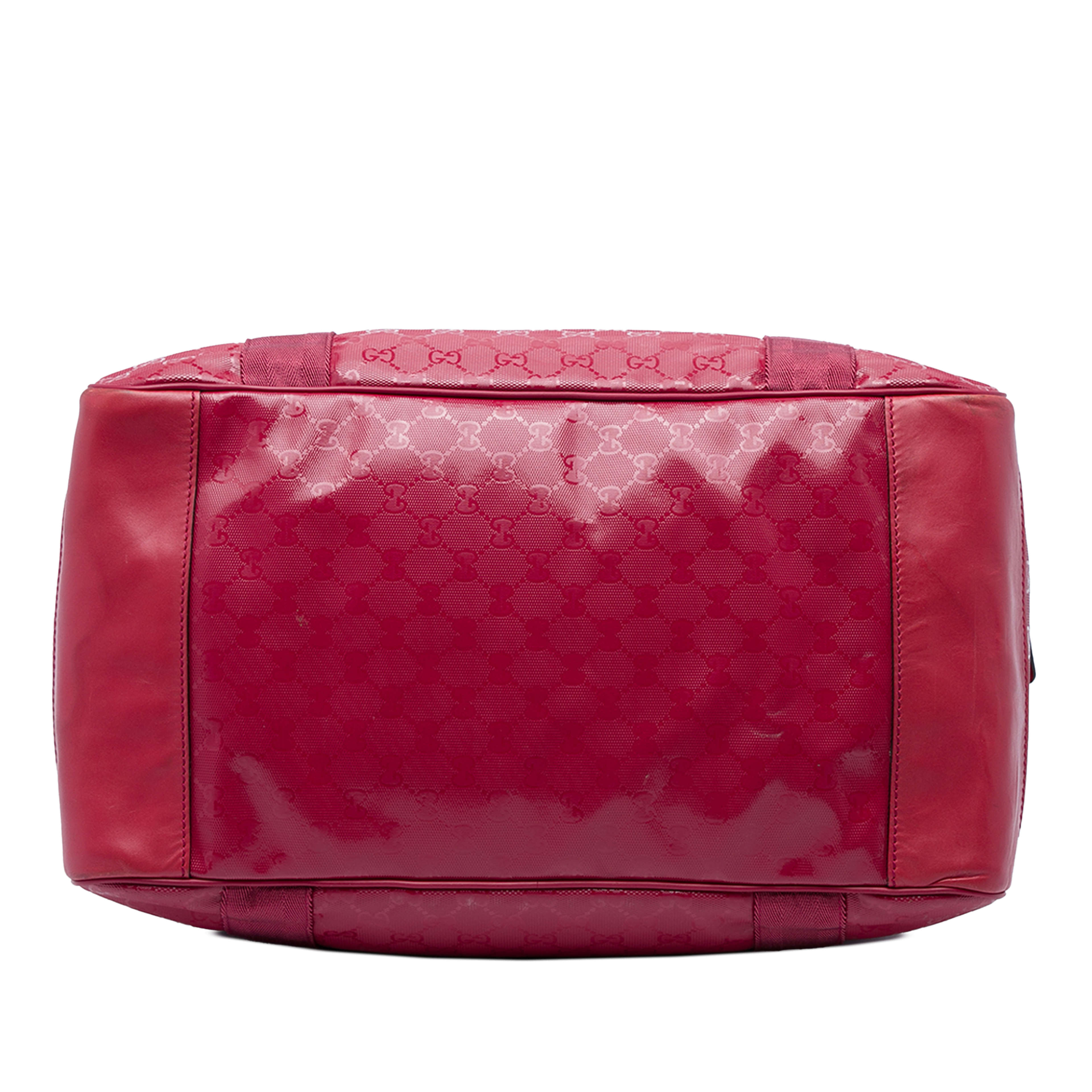 Gucci Large Gg Imprime Duffle Bag, från Luxclusif, i färgen röd. Klicka för att öppna bilden i stort format